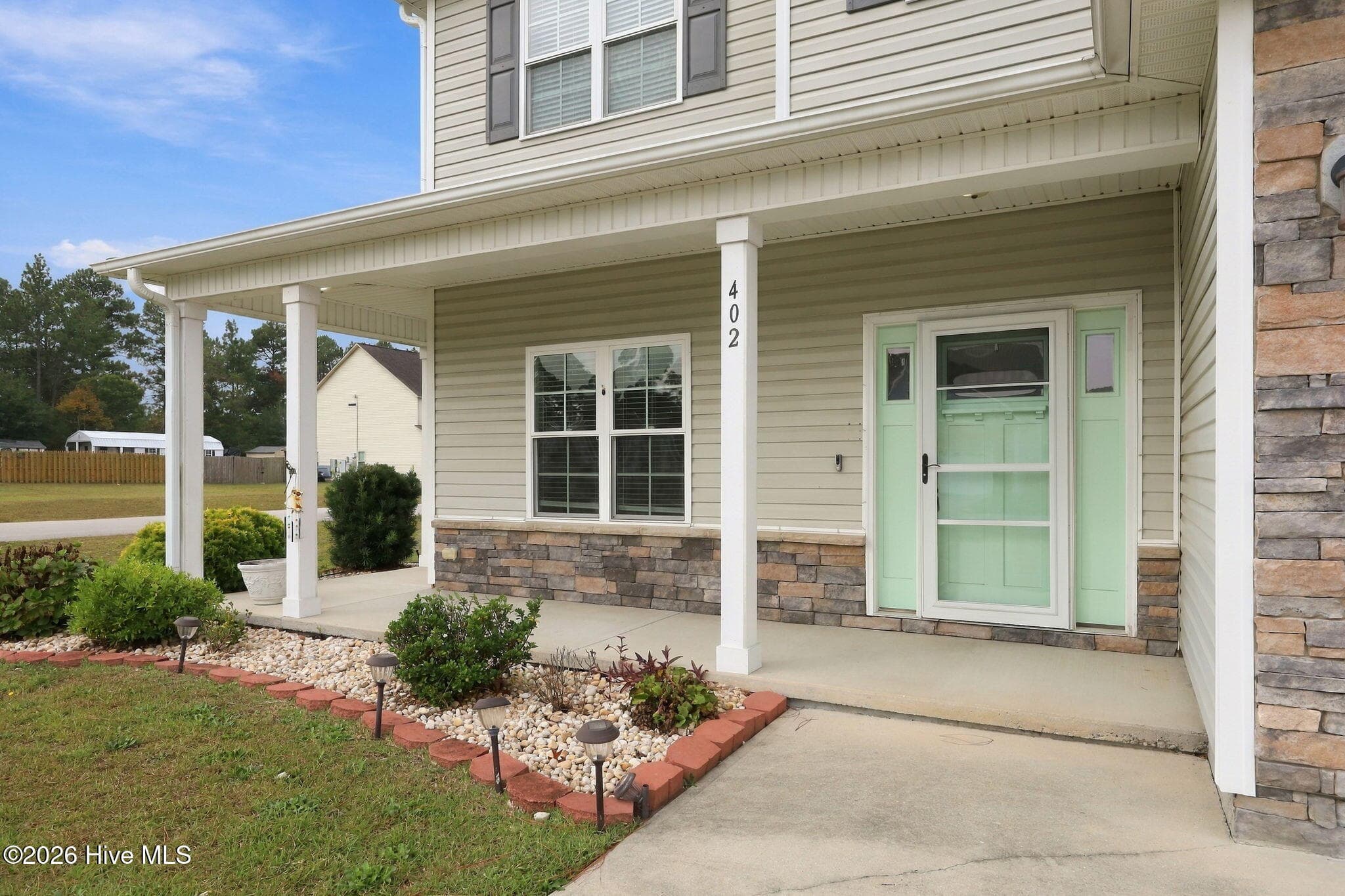 Single Family Residence at 402 Kinroff Drive, Hubert, NC 28539, photo 9 of 56