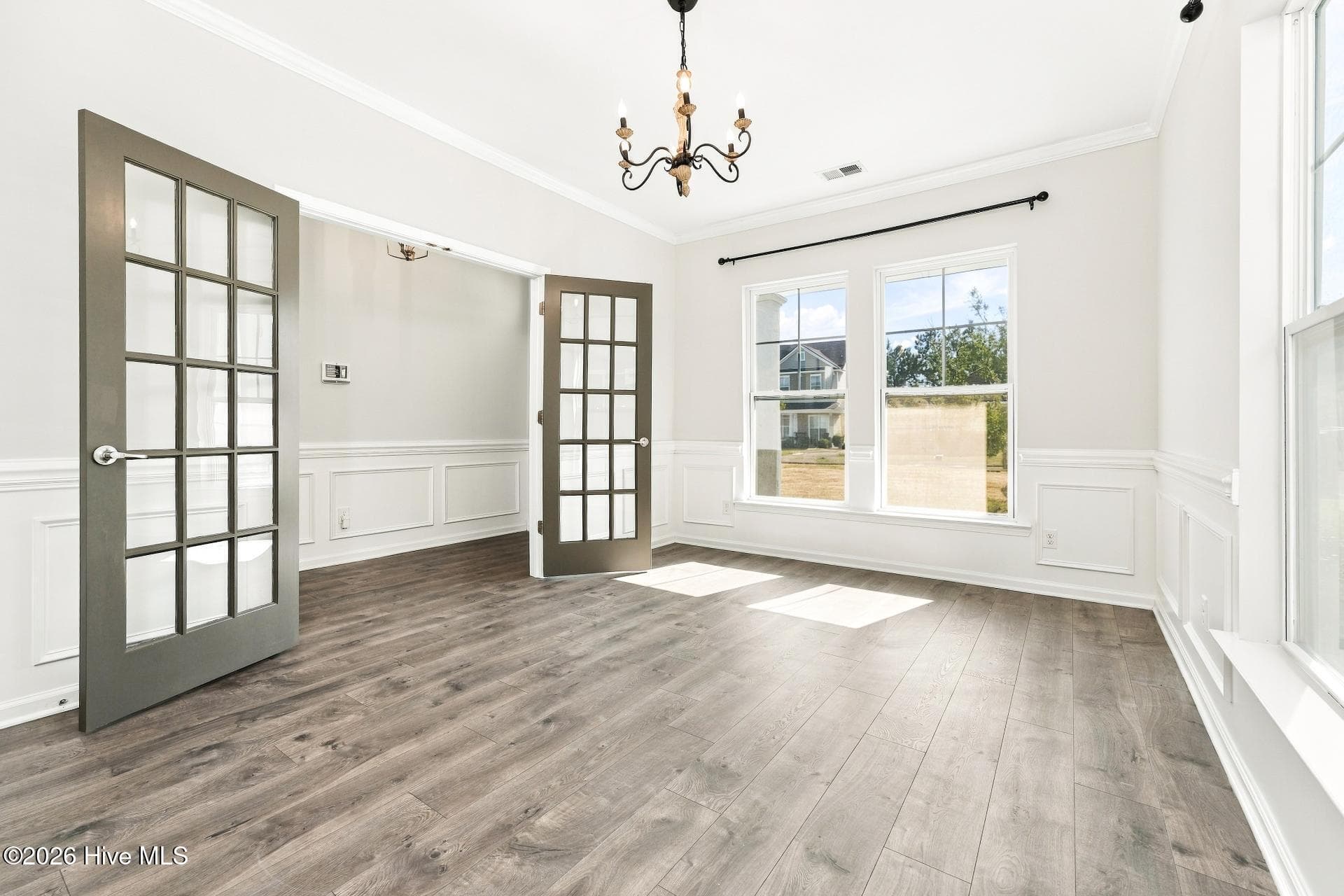 Single Family Residence at 9 Julliard Court, Savannah, GA 31419, photo 8 of 19