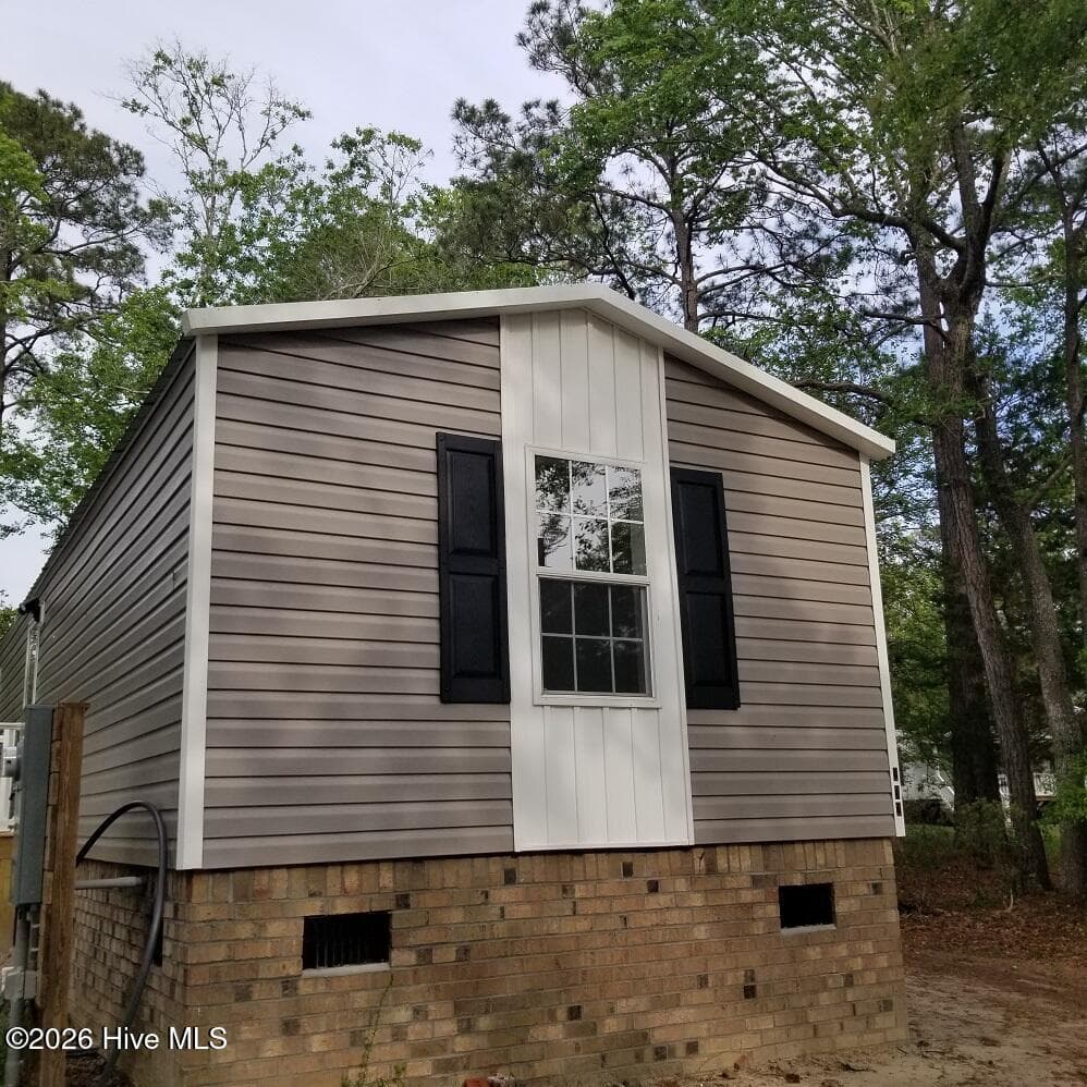 Manufactured Home at 232 Lake Drive SW, Supply, NC 28462, photo 24 of 36