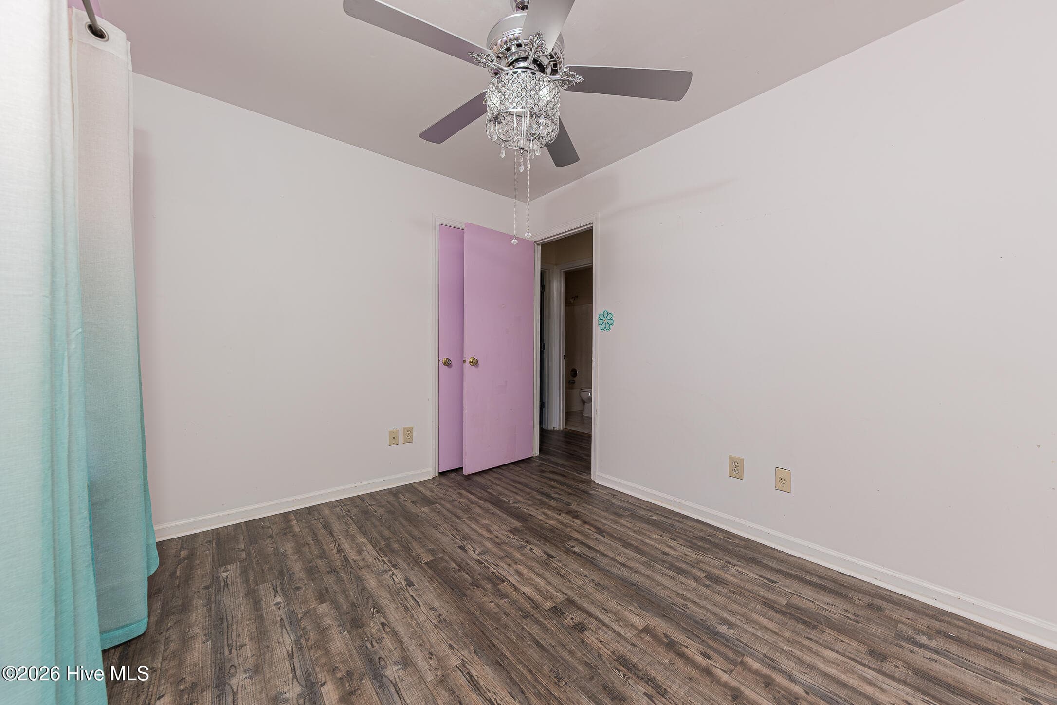 Single Family Residence at 506 Sarah Court, Jacksonville, NC 28540, photo 4 of 5
