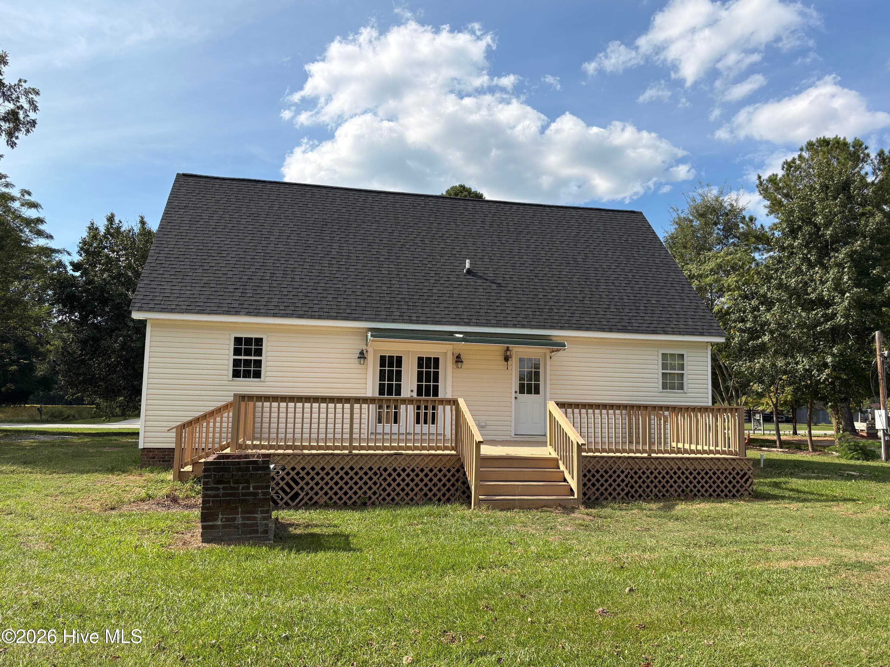 Deck - 2992 Market St Ex Ext, Washington, NC 27889