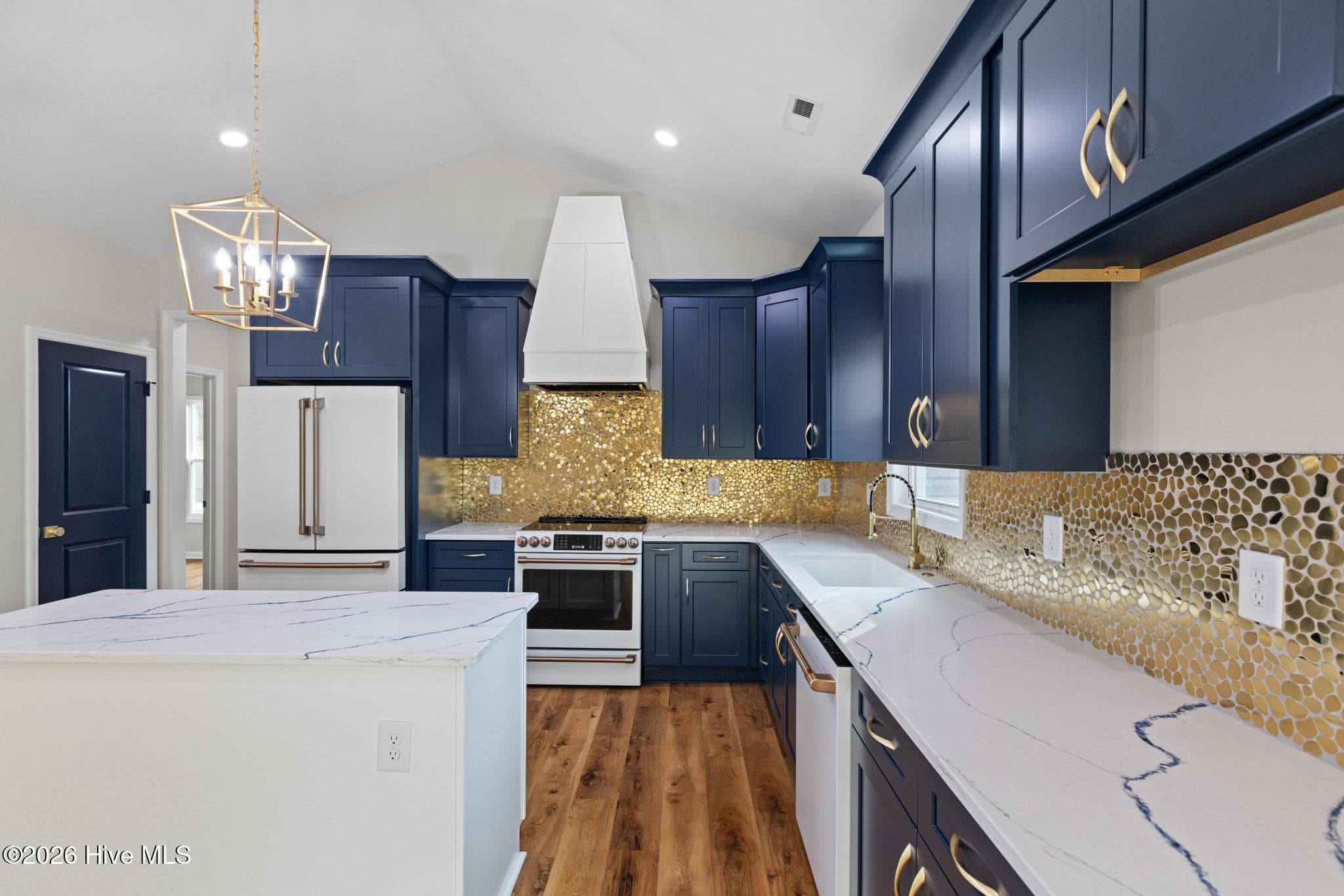 SIMILAR HOME - 402 Wade Drive, Richlands, NC 28574