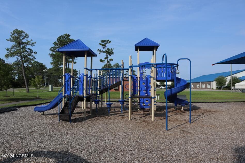 Boiling Spring Lakes Amenities - 27 N High Point Road, Southport, NC 28461