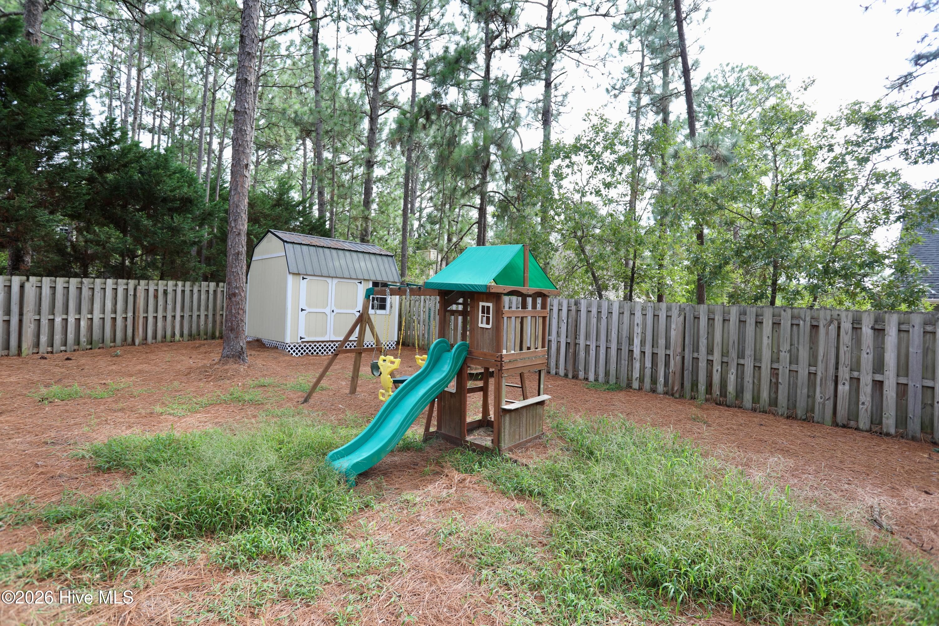 Single Family Residence at 100 Sawmill Road E, Pinehurst, NC 28374, photo 25 of 25