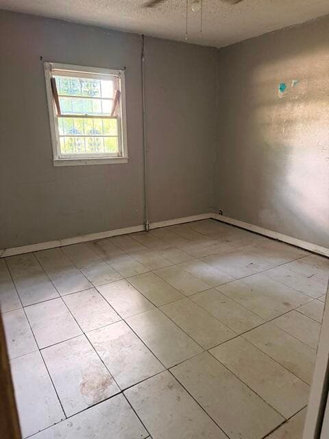 Single Family Residence at 2020 1st Avenue, Augusta, GA 30901, photo 6 of 12
