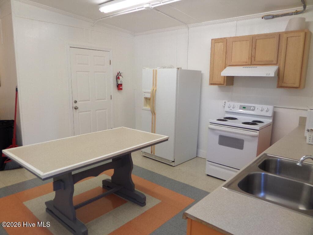 Business at 3865 S Main Street, Farmville, NC 27828, photo 32 of 57