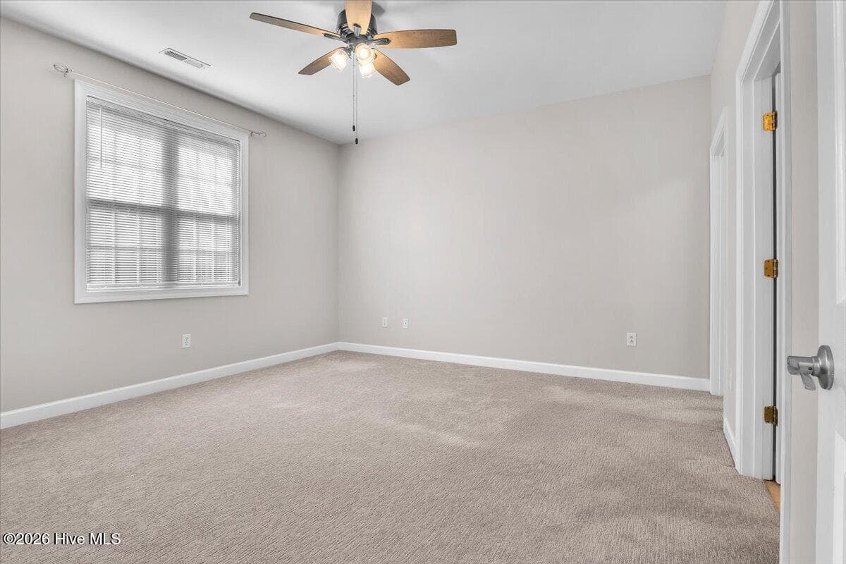 Townhouse at 5006 Carleton Drive Unit 121, Wilmington, NC 28403, photo 18 of 33