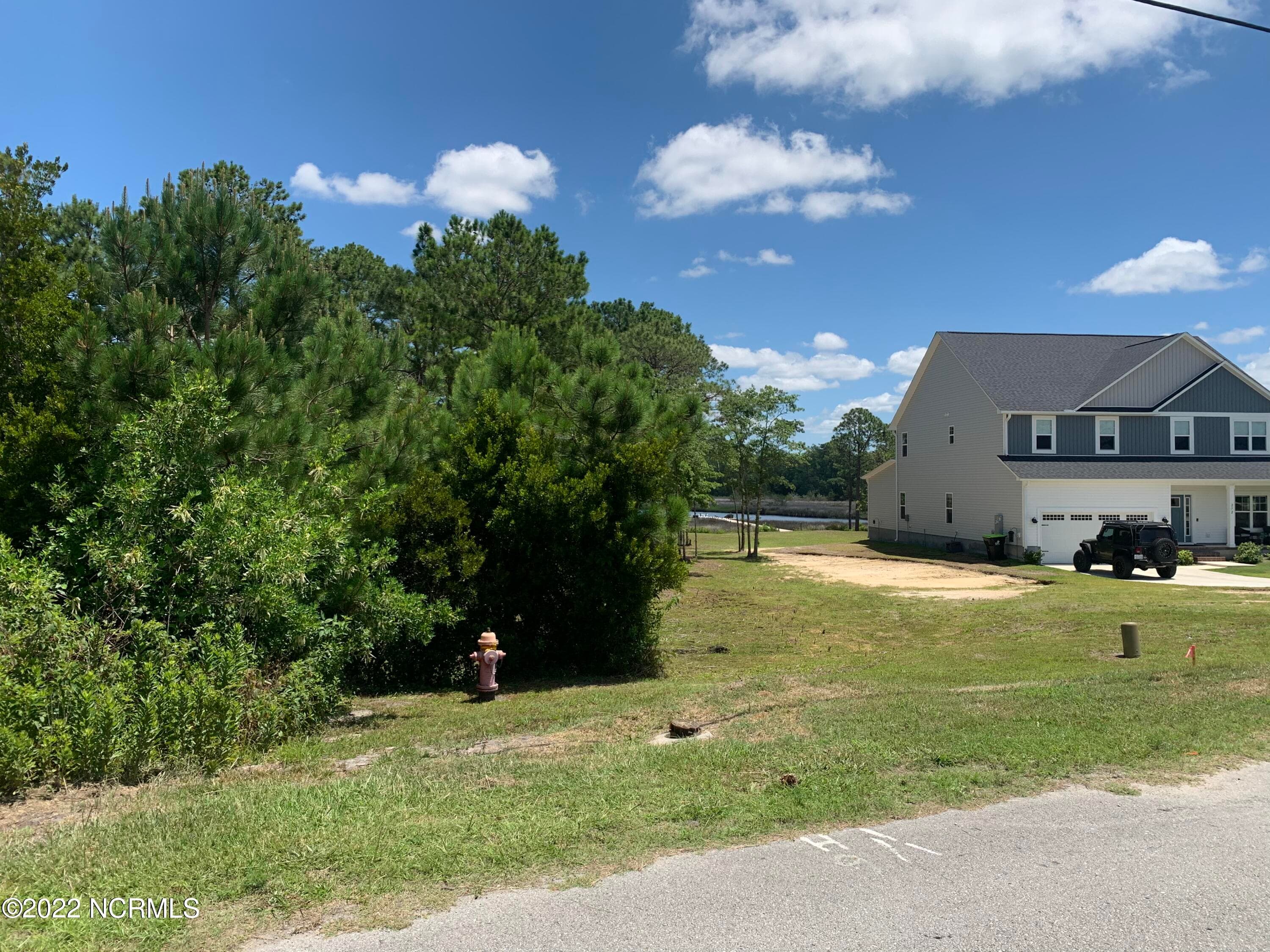 Residential Lot at 276 18 E Ivybridge Drive, Hubert, NC 28539, photo 5 of 25