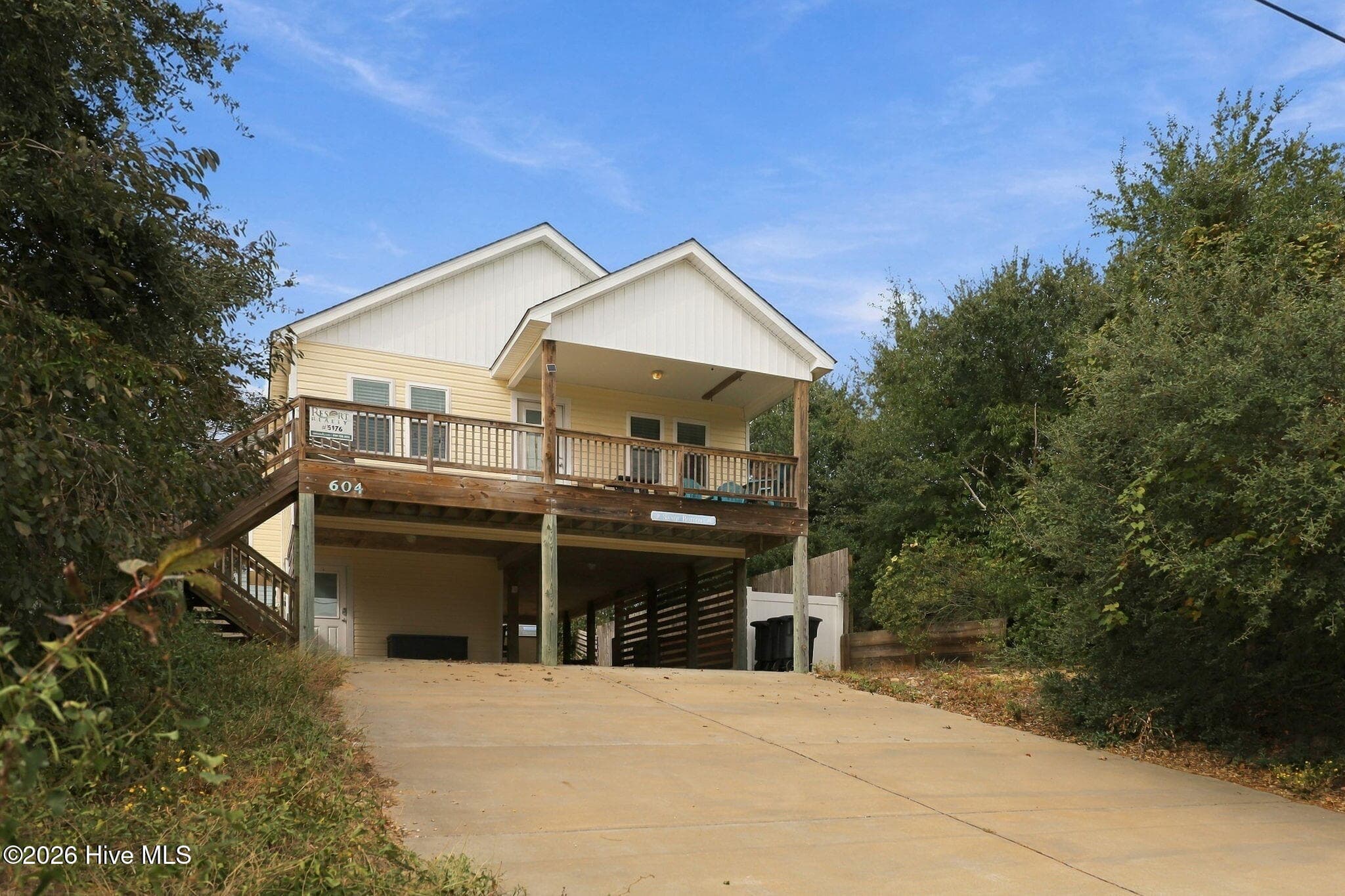 Single Family Residence at 604 W 3rd Street, Kill Devil Hills, NC 27948, photo 2 of 42
