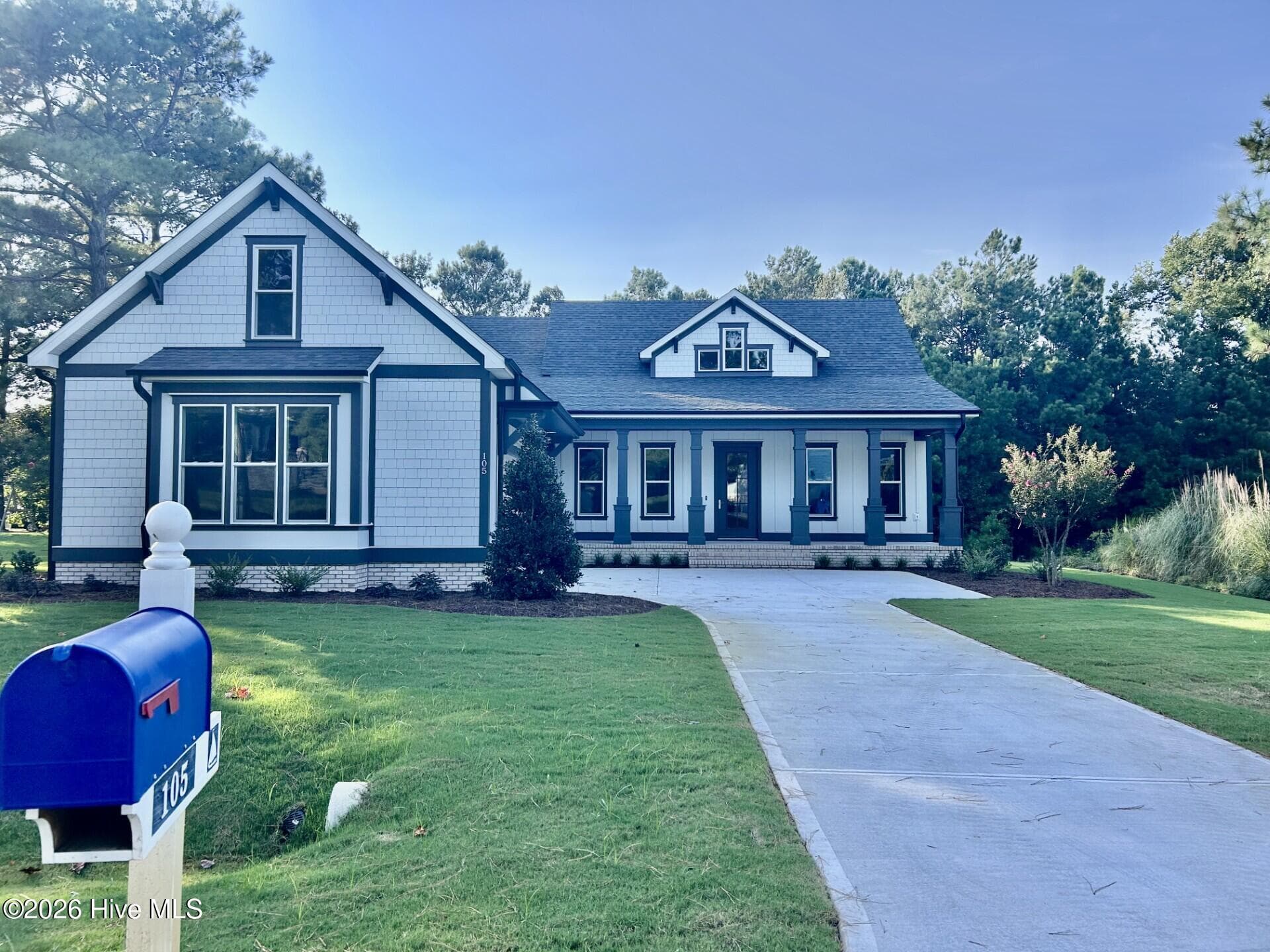 Single Family Residence at 105 Tradewinds Drive, Hampstead, NC 28443, photo 3 of 83