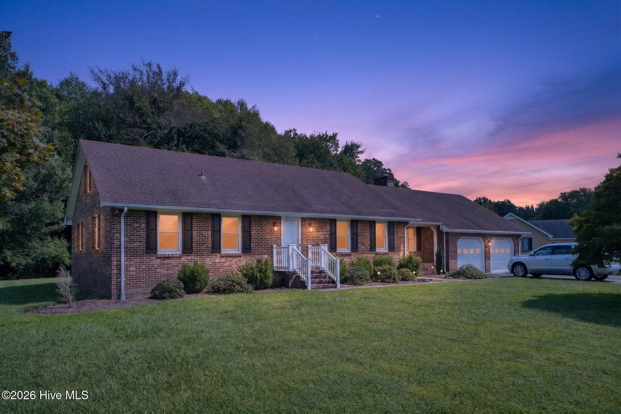 Single Family Residence at 1600 Darian Drive, Elizabeth City, NC 27909, photo 2 of 43