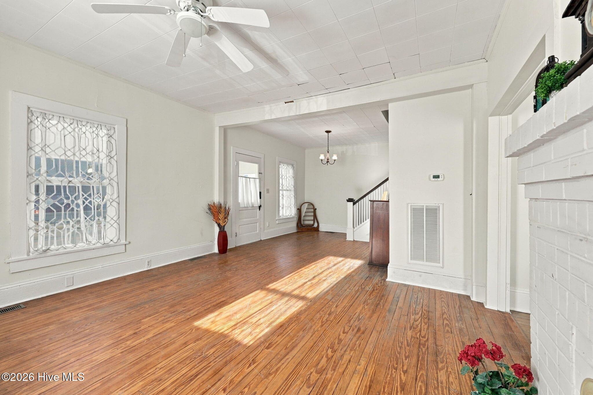 Business at 122 W 5th Street, Washington, NC 27889, photo 27 of 81