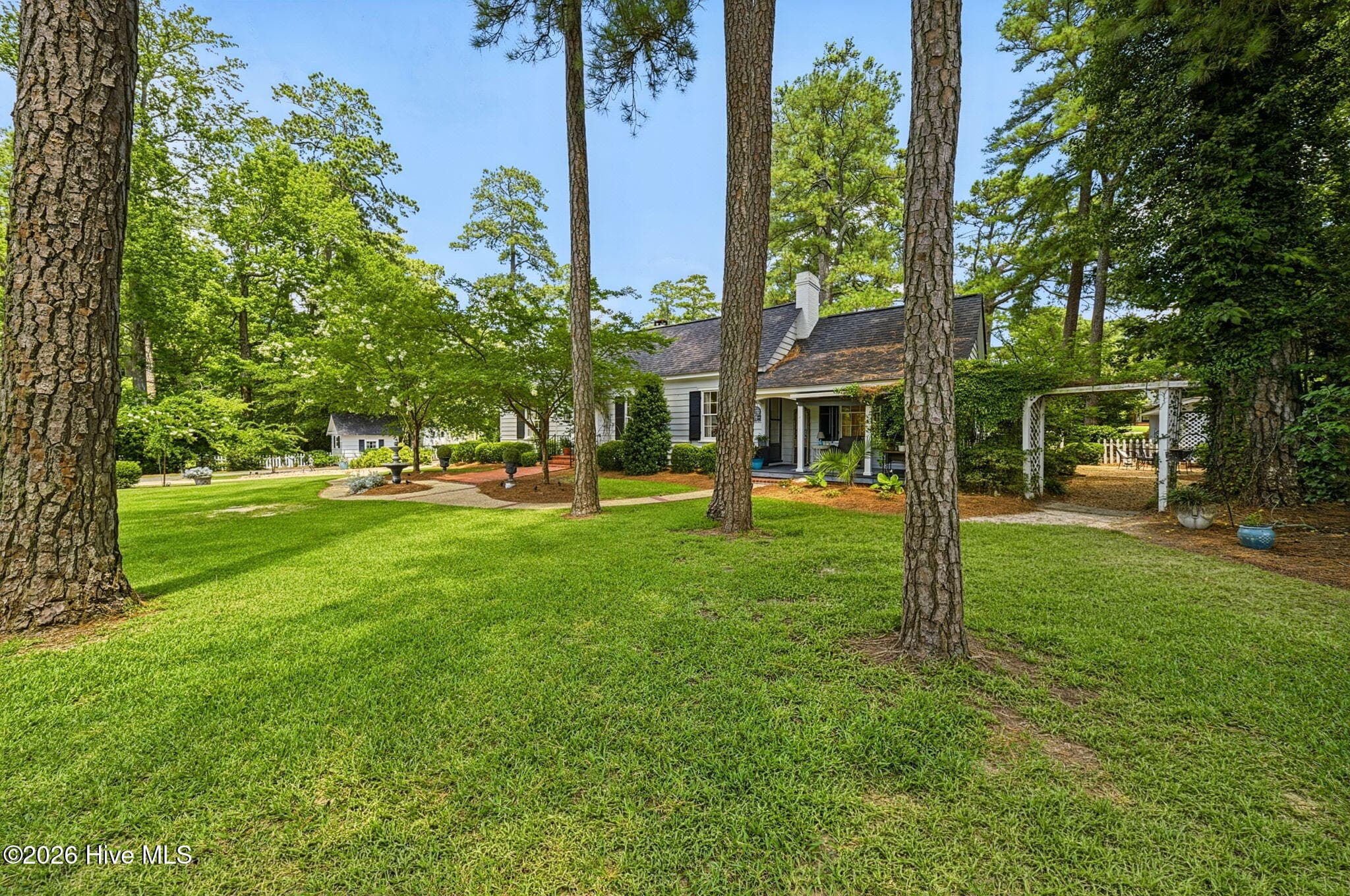 Single Family Residence at 601 Sterlingworth Street, Windsor, NC 27983, photo 6 of 67
