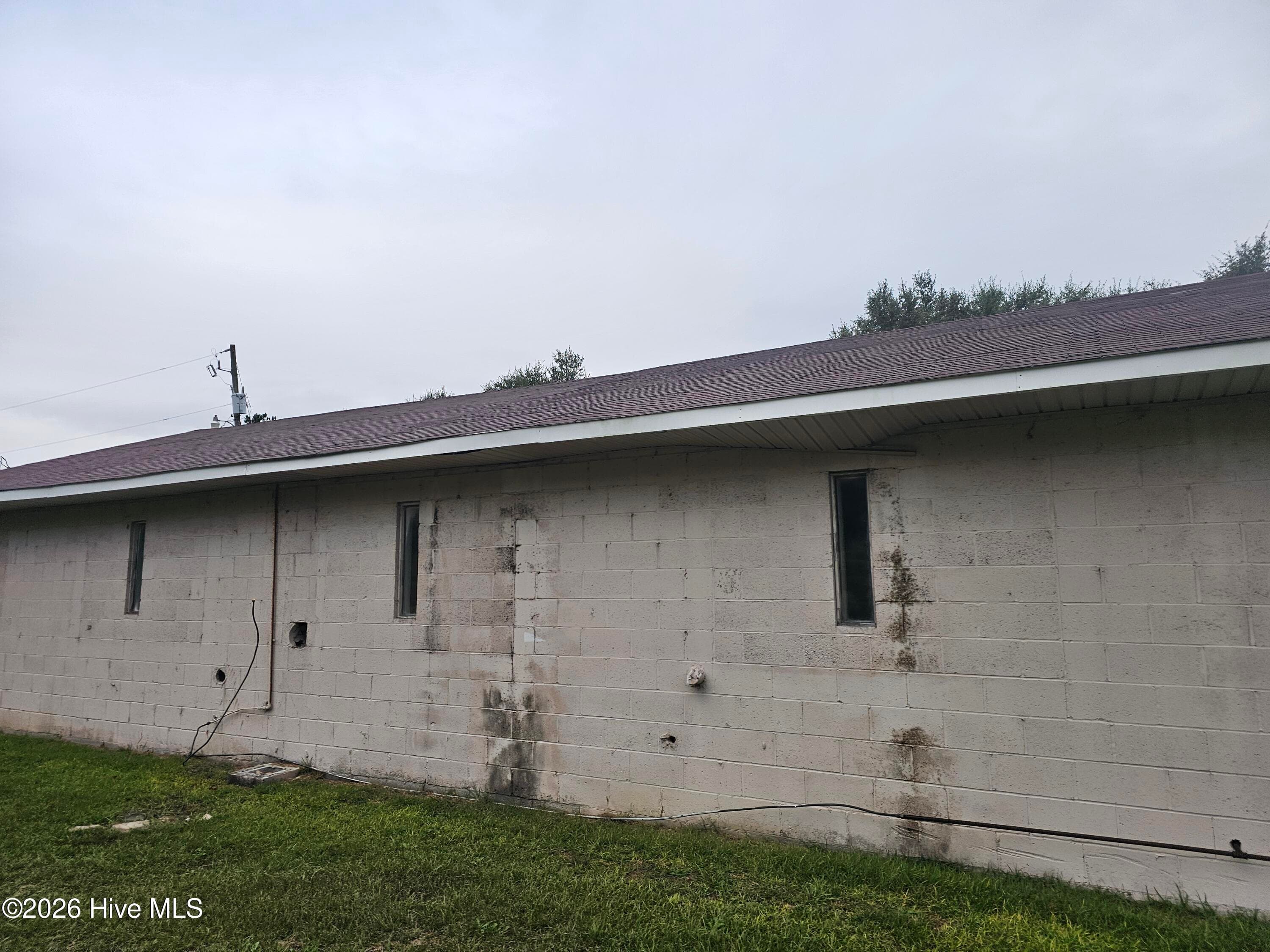 Business at 25 NE Holmes Pond Road, Johnston, SC 29832, photo 10 of 58