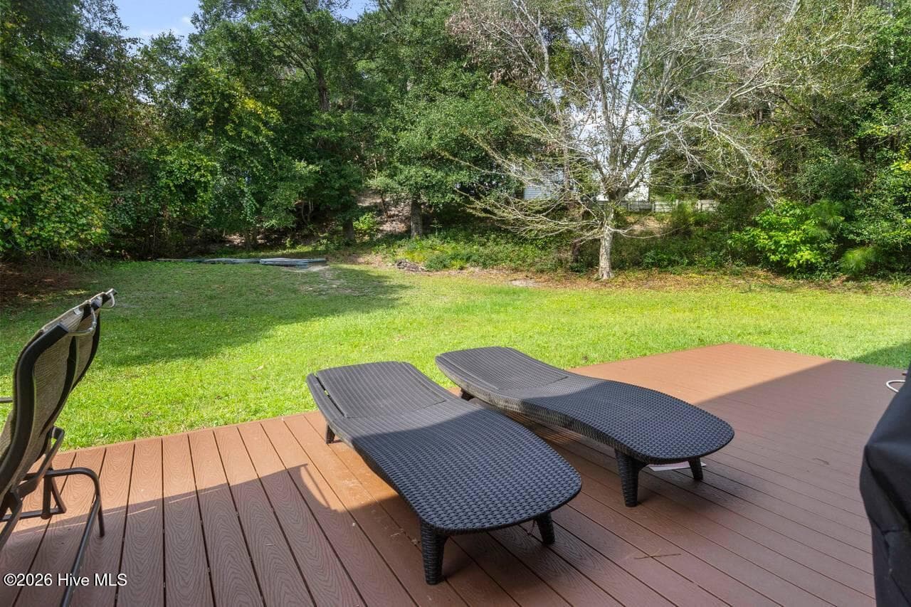 Single Family Residence at 303 Osprey Ridge Court, Emerald Isle, NC 28594, photo 19 of 23