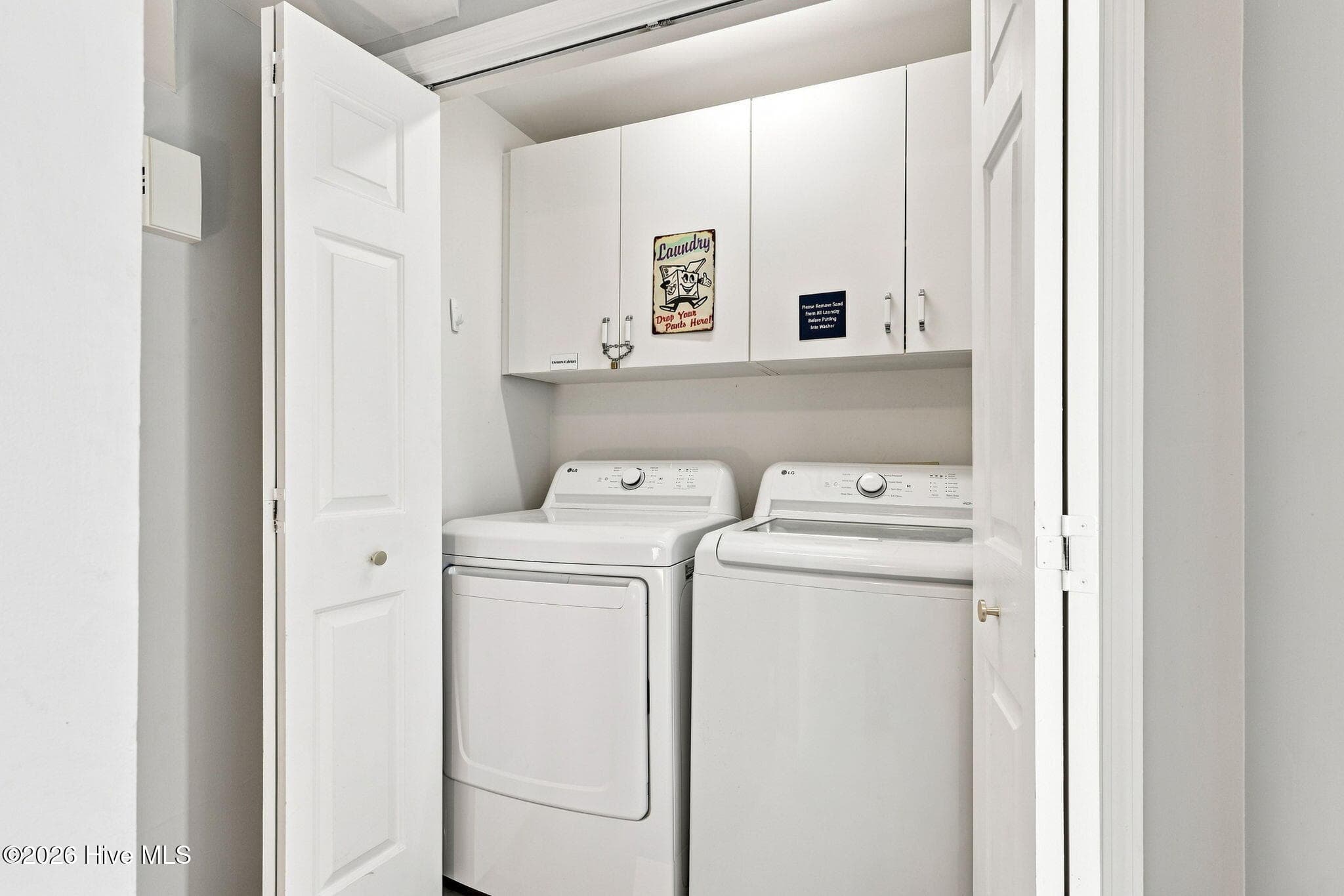 Condominium at 3903 Ocean Drive West, Emerald Isle, NC 28594, photo 19 of 39