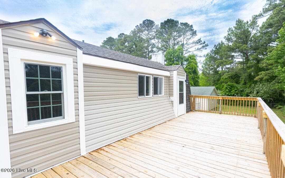 Single Family Residence at 104 Croatan Drive, Newport, NC 28570, photo 5 of 46