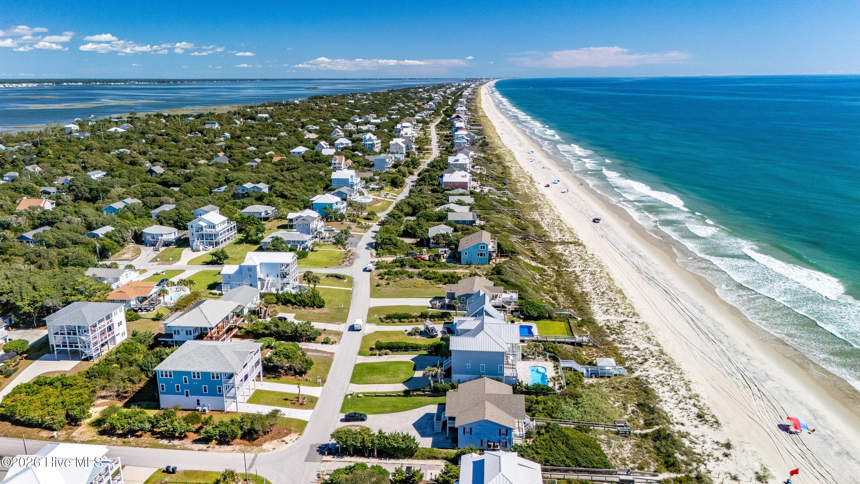 Townhouse at 7224 Ocean Drive B, Emerald Isle, NC 28594, photo 33 of 45