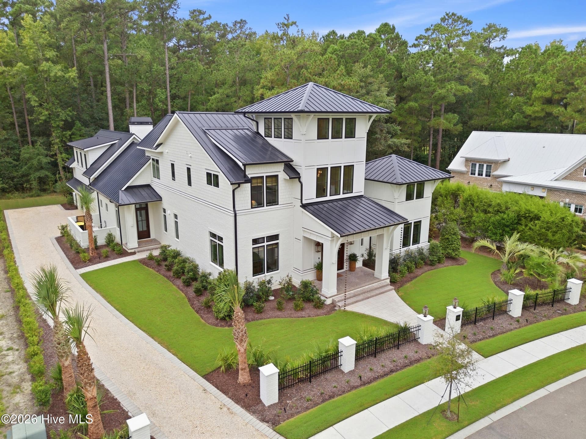 Single Family Residence at 7206 Saddleworth Trail, Wilmington, NC 28405, photo 3 of 82