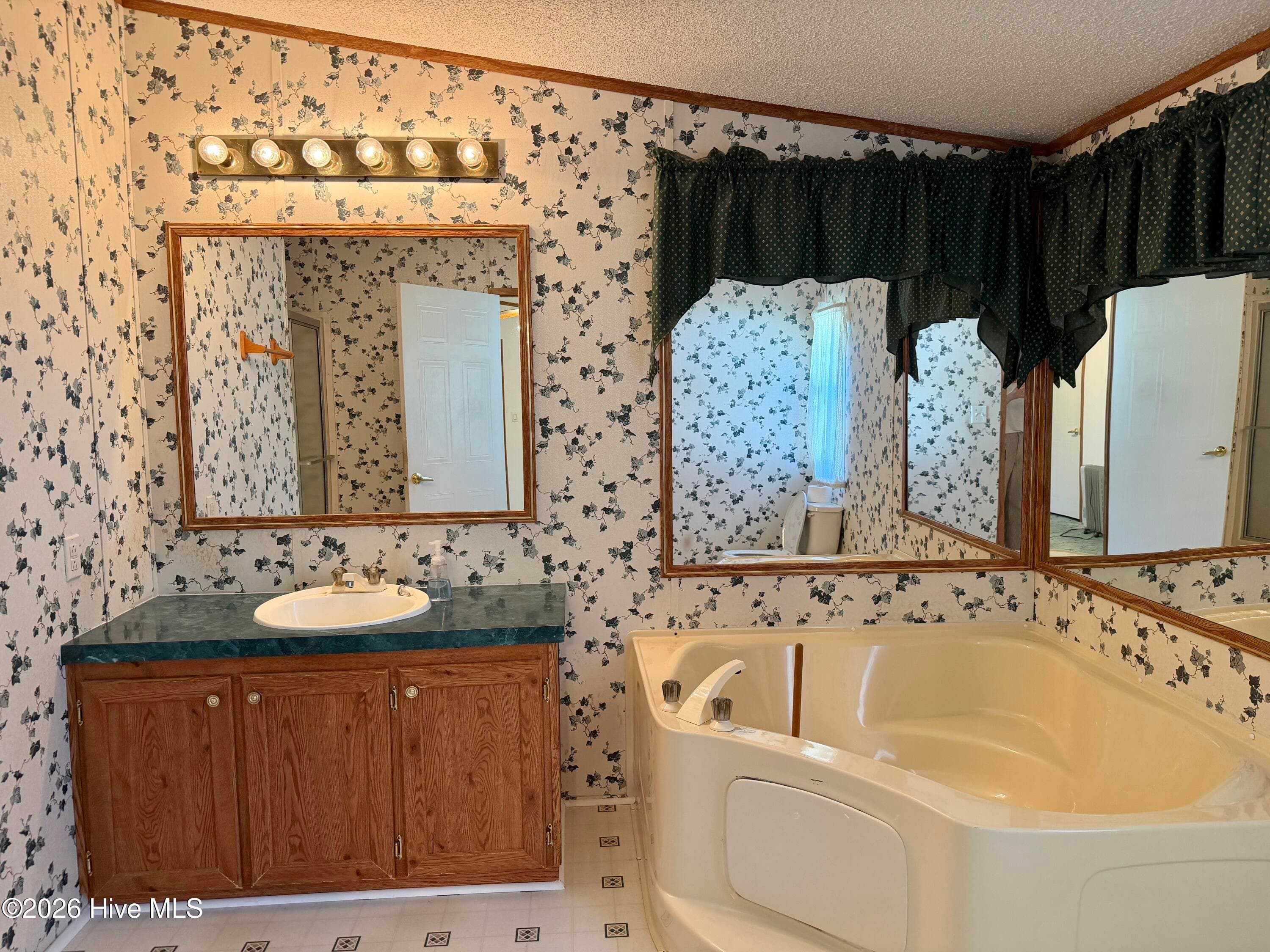 Manufactured Home at 7779 Nc 306 S, Aurora, NC 27806, photo 12 of 42