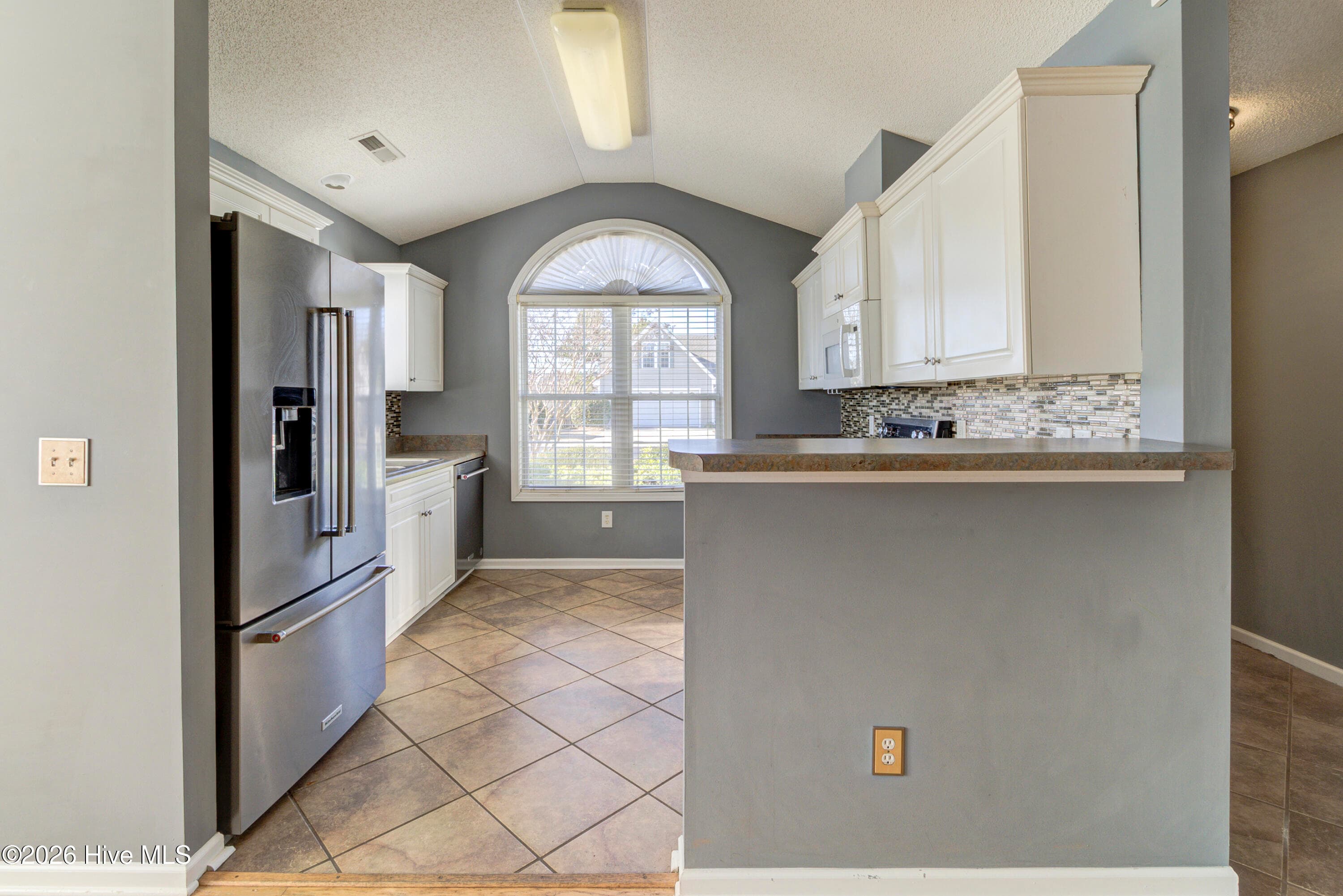 Single Family Residence at 7400 Foxwerth Drive, Wilmington, NC 28411, photo 8 of 23