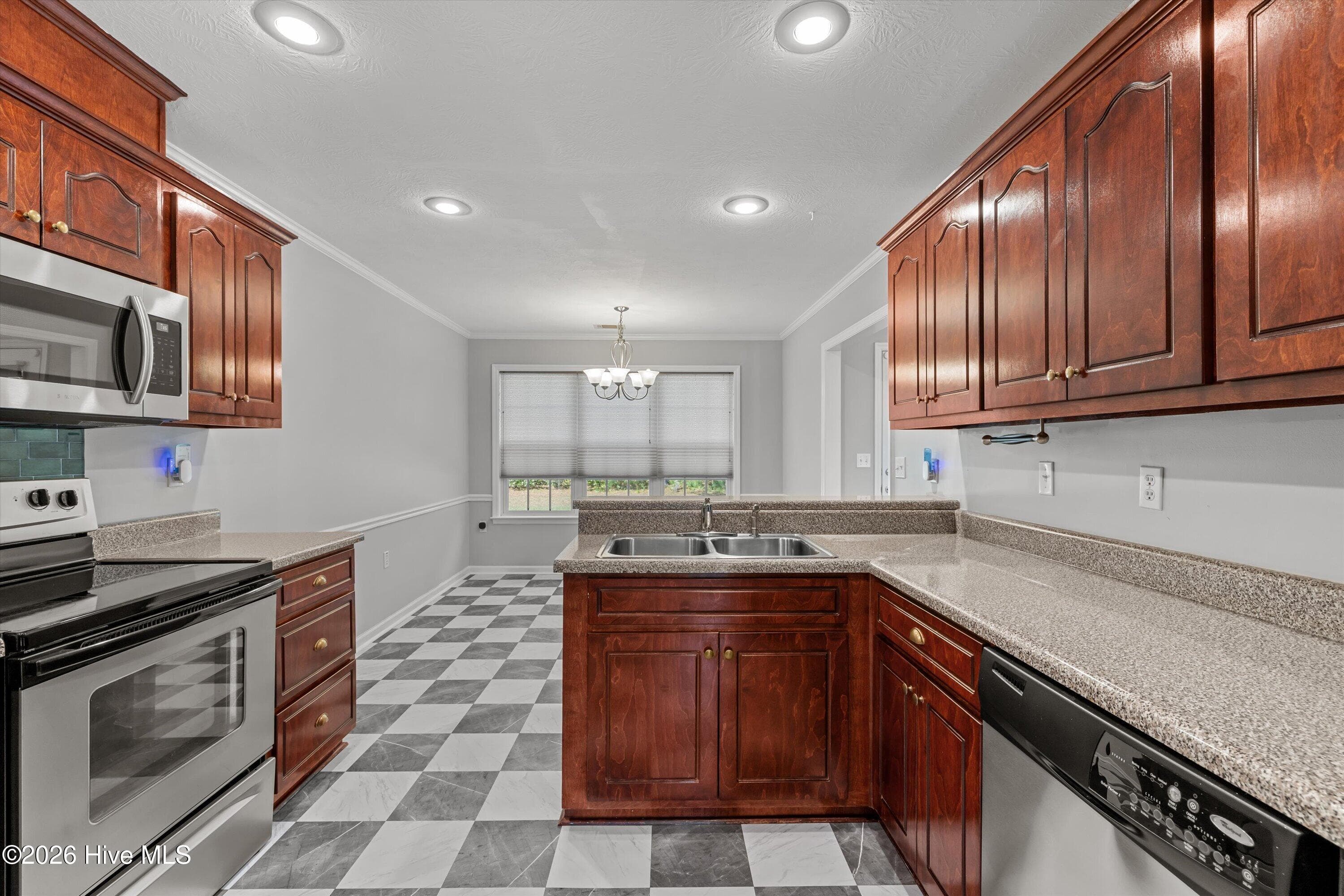 Single Family Residence at 1362 Oakridge Plantation Road, Hephzibah, GA 30815, photo 15 of 43