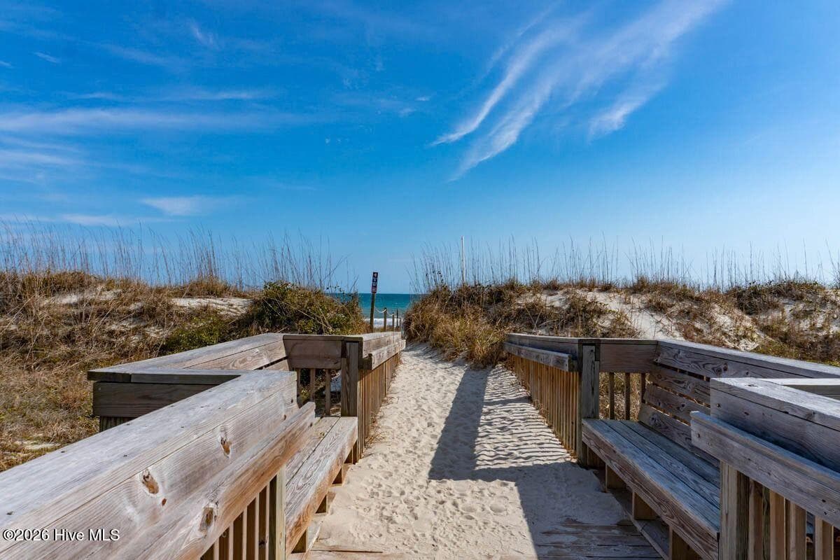 Beach access with seating - 122 Purdie Drive, Emerald Isle, NC 28594