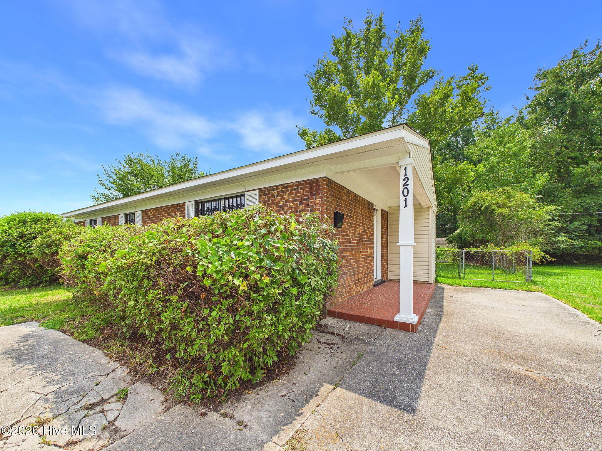 Single Family Residence at 1201 Kornegay Avenue, Wilmington, NC 28405, photo 2 of 44