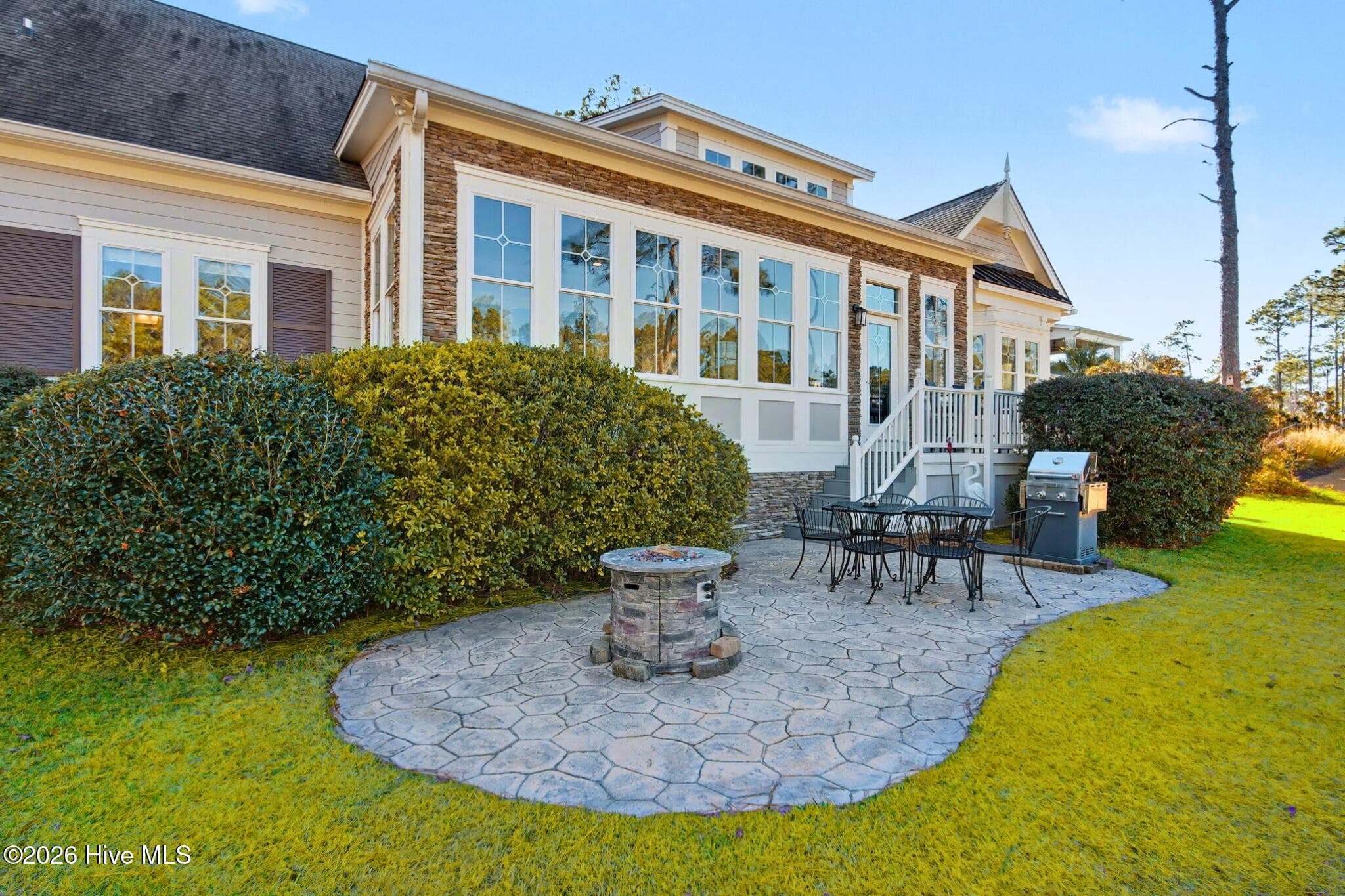 Single Family Residence at 547 Morely Circle SW, Ocean Isle Beach, NC 28469, photo 6 of 59