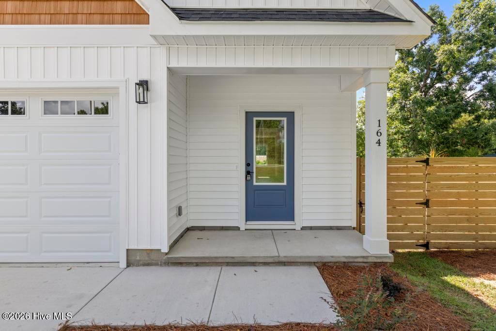 Single Family Residence at 164 Bahama Drive, Hampstead, NC 28443, photo 32 of 103