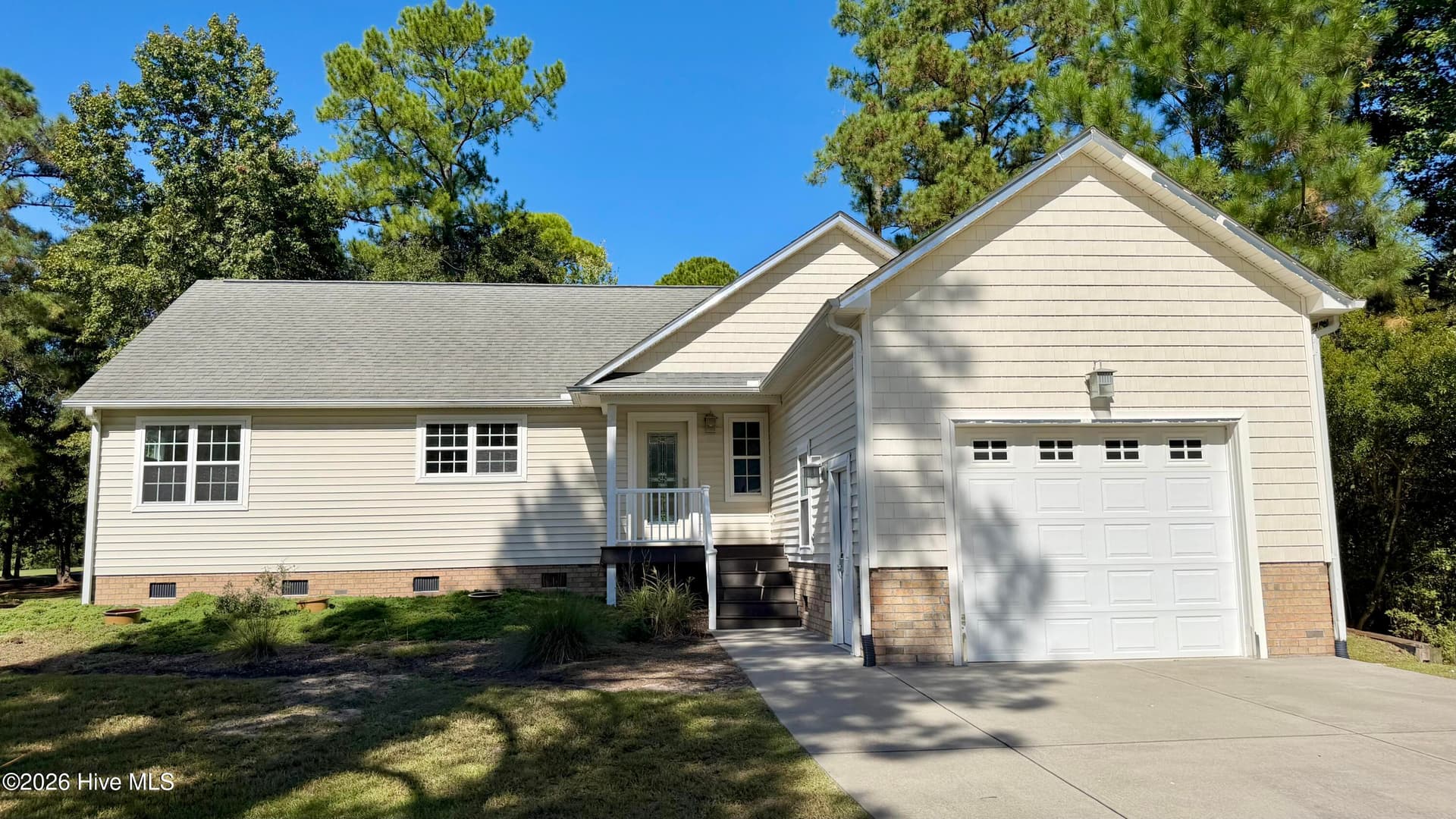 1114 Barkentine Drive, New Bern, NC 28560