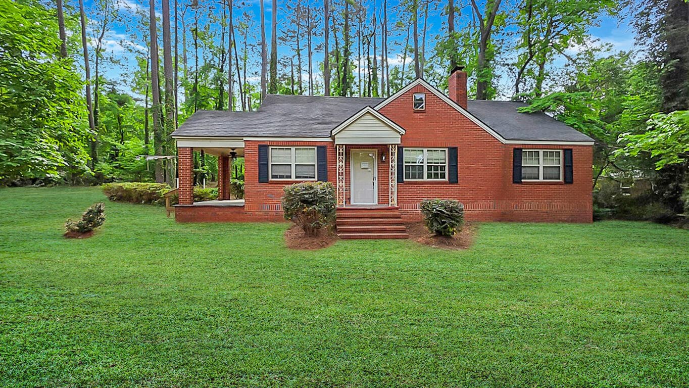 Single Family Residence at 819 Hillcrest Drive, Thomson, GA 30824, photo 3 of 46