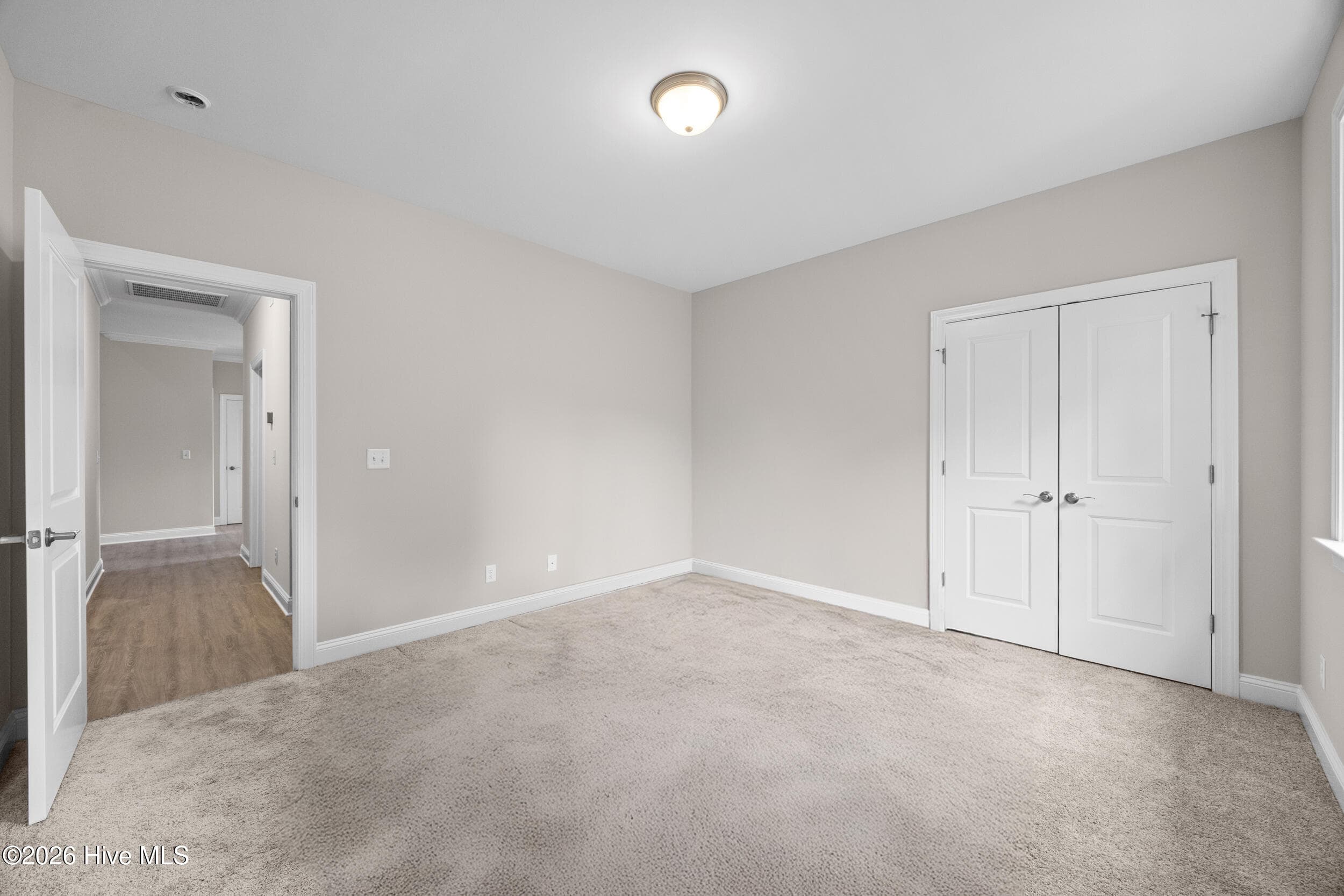 Single Family Residence at 330 Crown Pointe Drive, Hampstead, NC 28443, photo 35 of 51