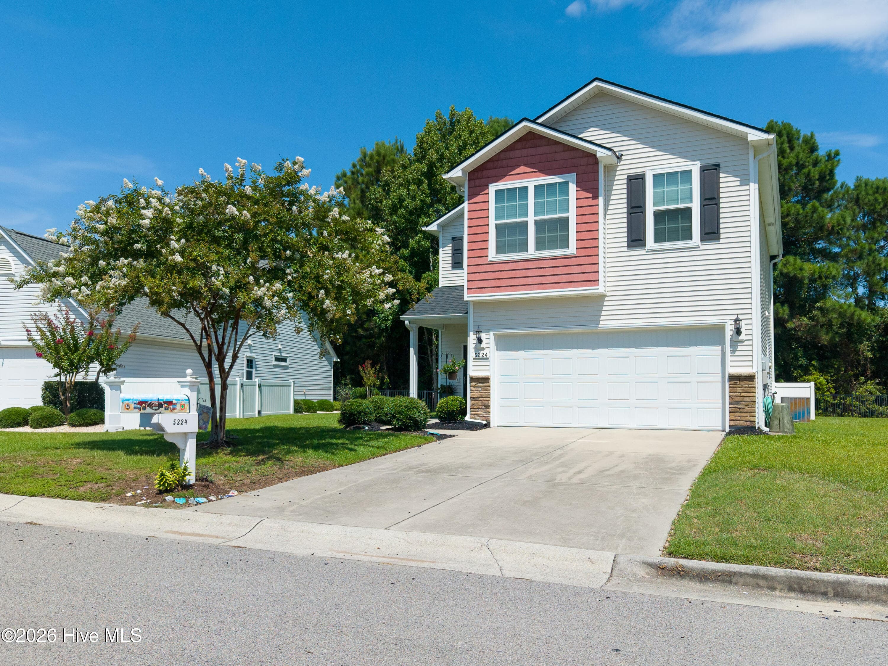 Single Family Residence at 5224 Shipmast Way, Southport, NC 28461, photo 5 of 41