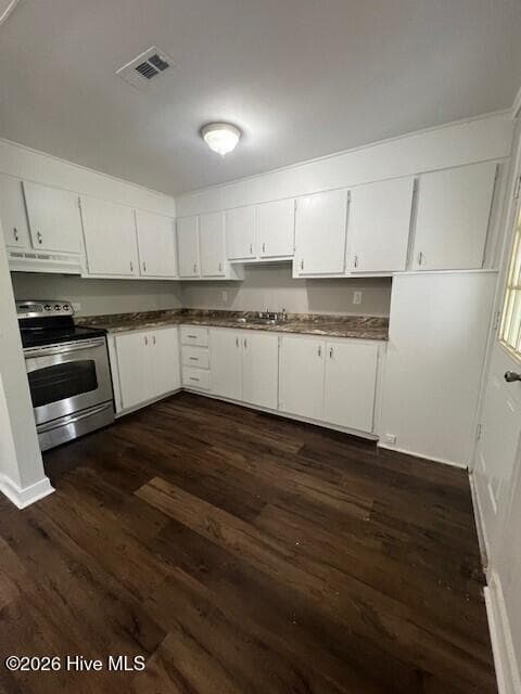 Single Family Residence at 604 Ellington Avenue, Thomson, GA 30824, photo 5 of 7