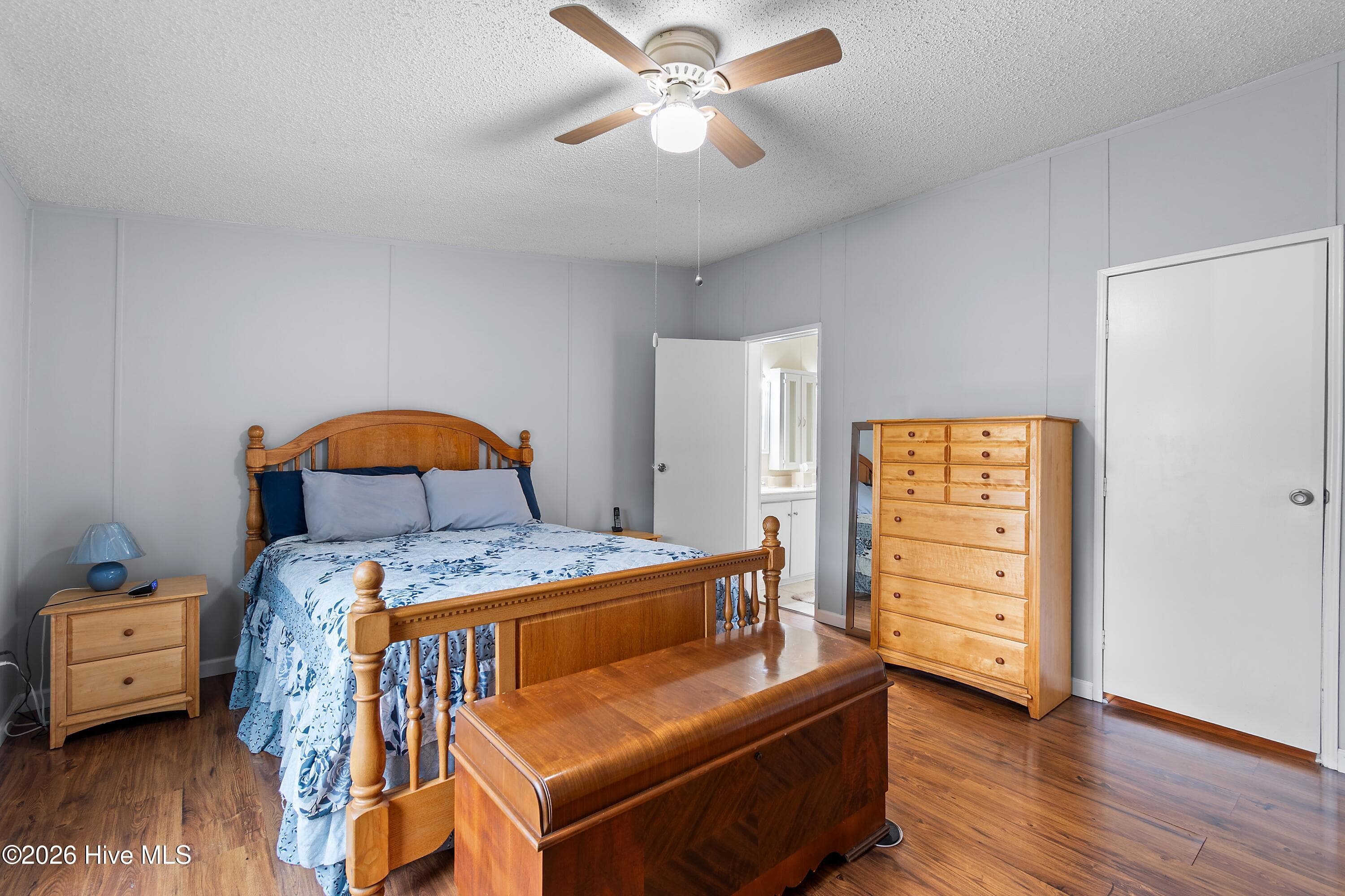 Manufactured Home at 1109 Nautical Lane SW, Calabash, NC 28467, photo 17 of 34