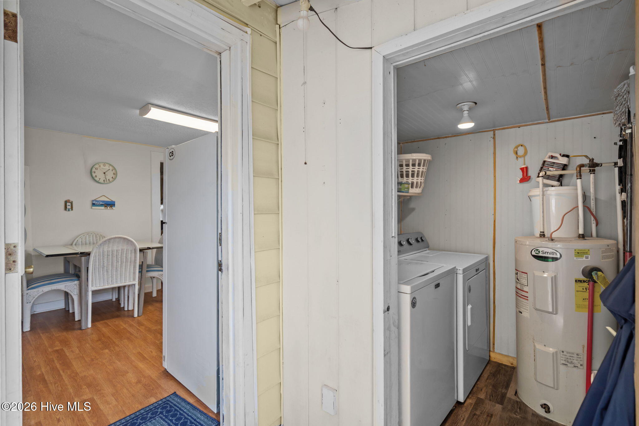 Single Family Residence at 305 Atlanta Avenue, Carolina Beach, NC 28428, photo 37 of 69