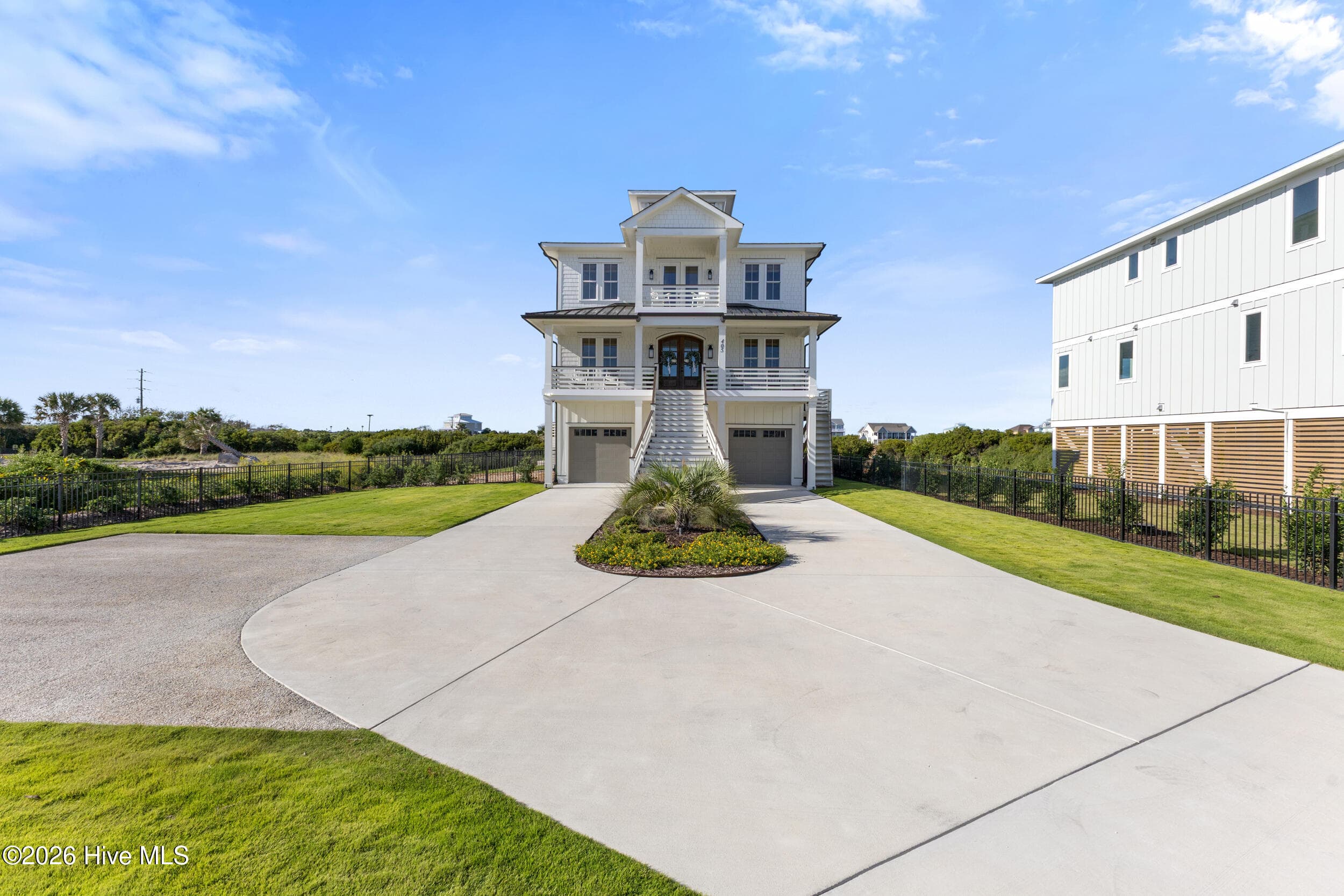 Single Family Residence at 405 New River Inlet Road, North Topsail Beach, NC 28460, photo 6 of 96