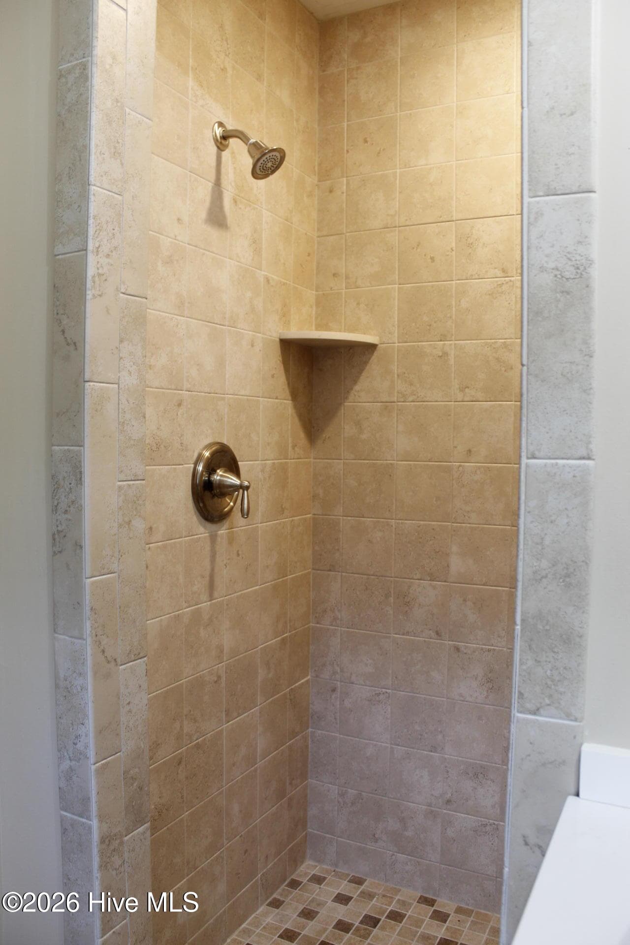 Single Family Residence at 2124 Oleander Drive, Wilmington, NC 28403, photo 12 of 32