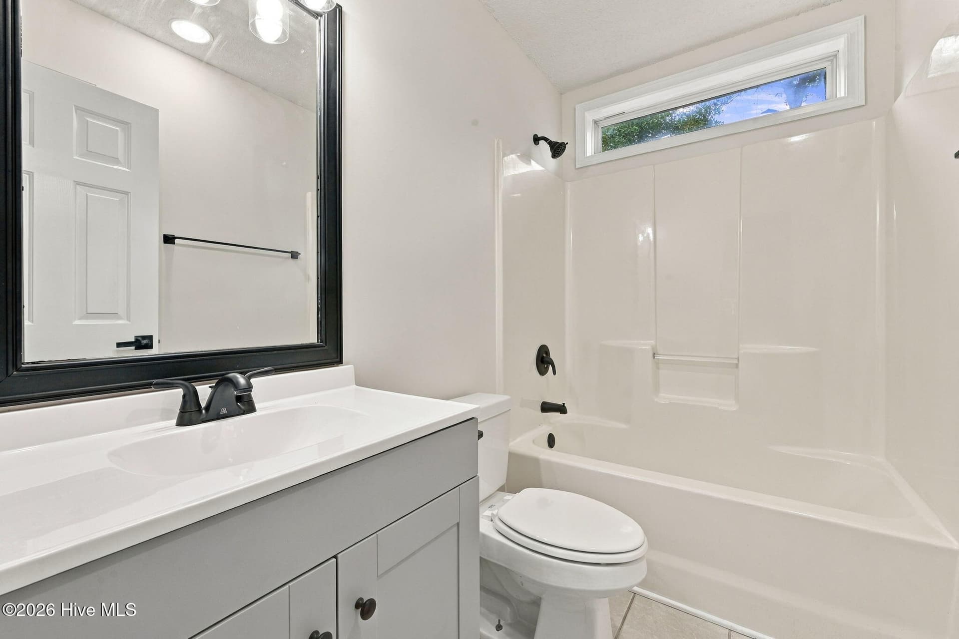Single Family Residence at 9156 Oak Ridge Plantation Drive SW, Calabash, NC 28467, photo 16 of 29