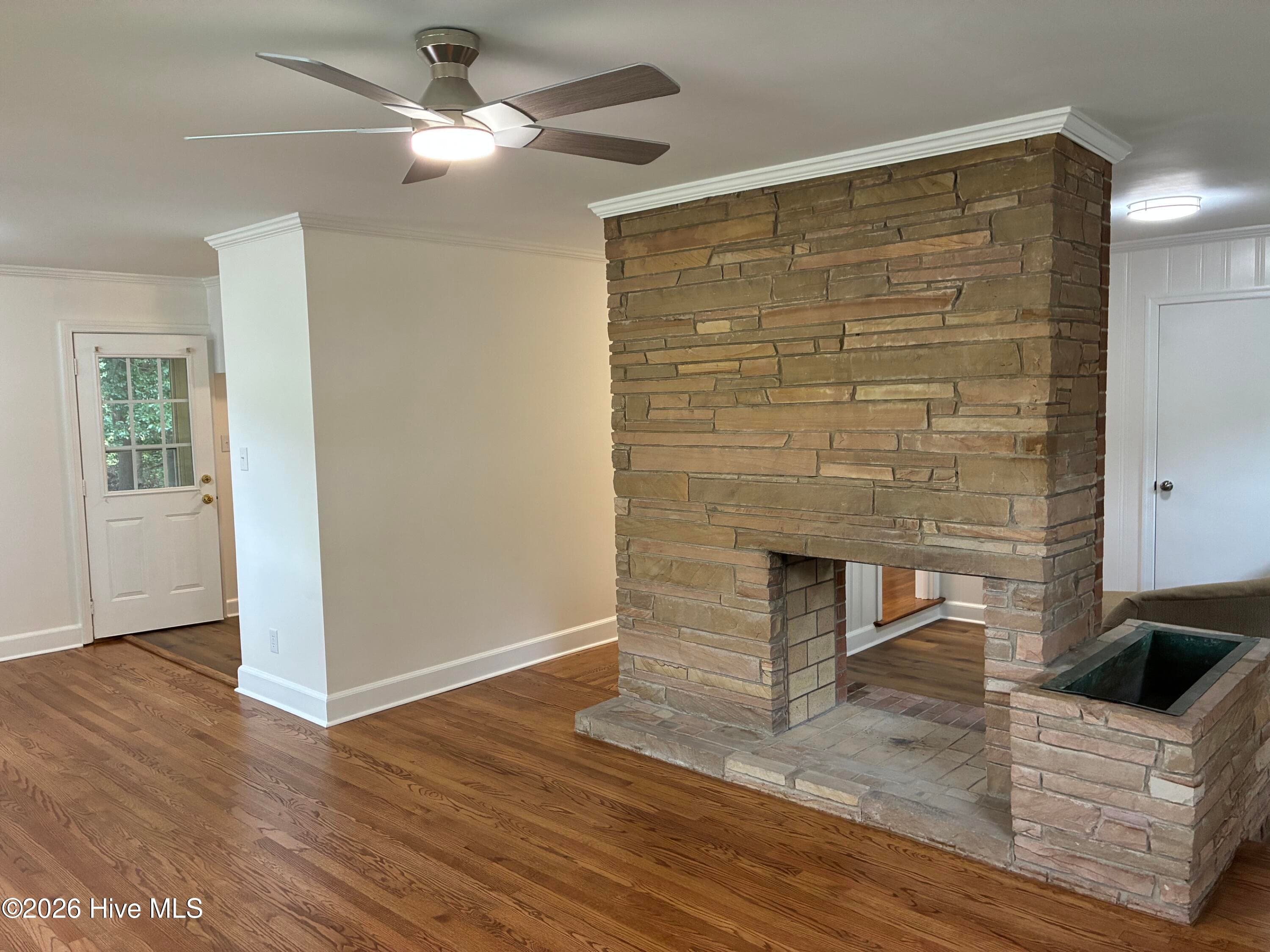 Single Family Residence at 419 Pike Street SW, Wilson, NC 27893, photo 4 of 11