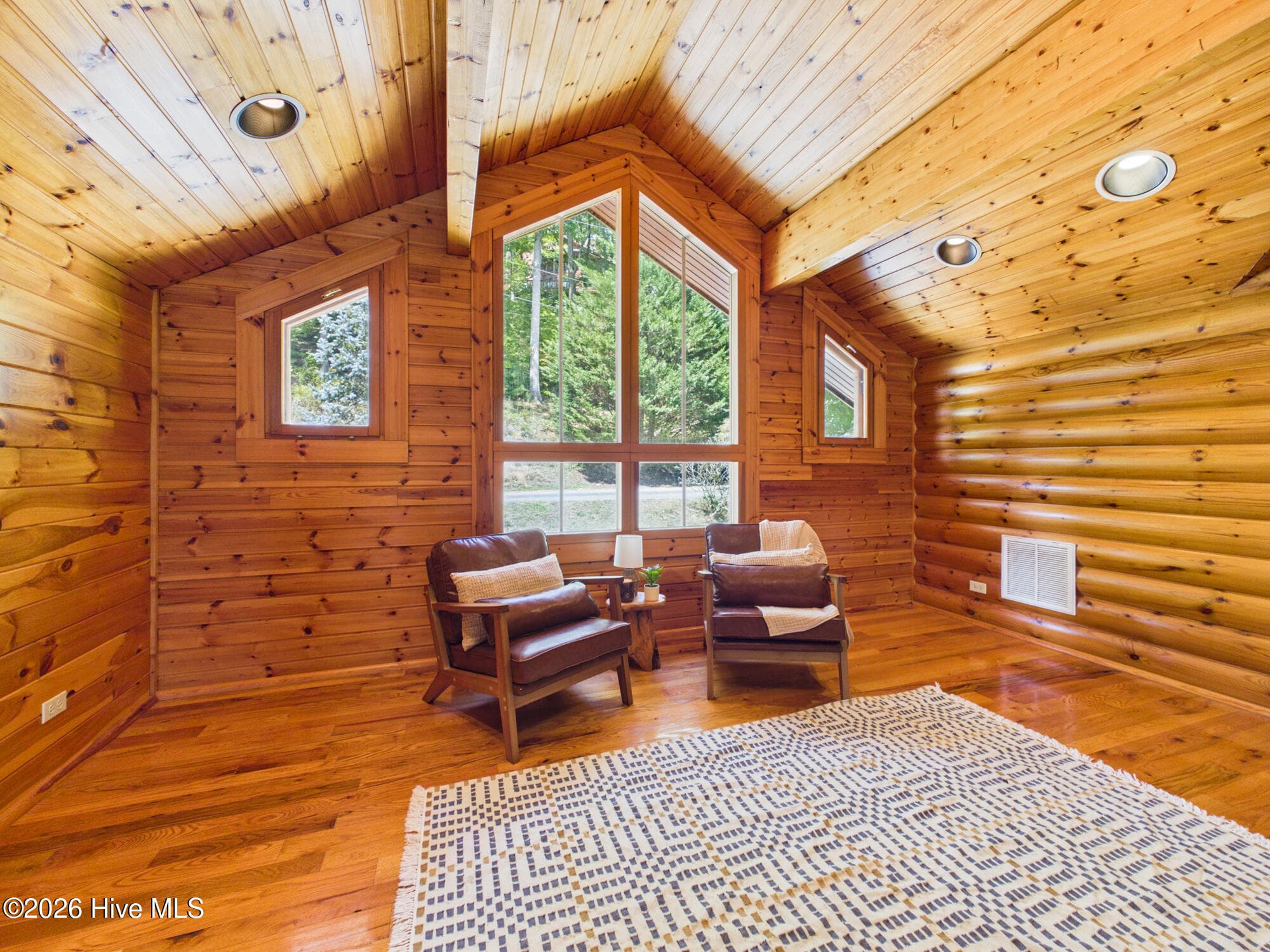 Single Family Residence at 214 Cross Creek Trail, Robbinsville, NC 28771, photo 3 of 5