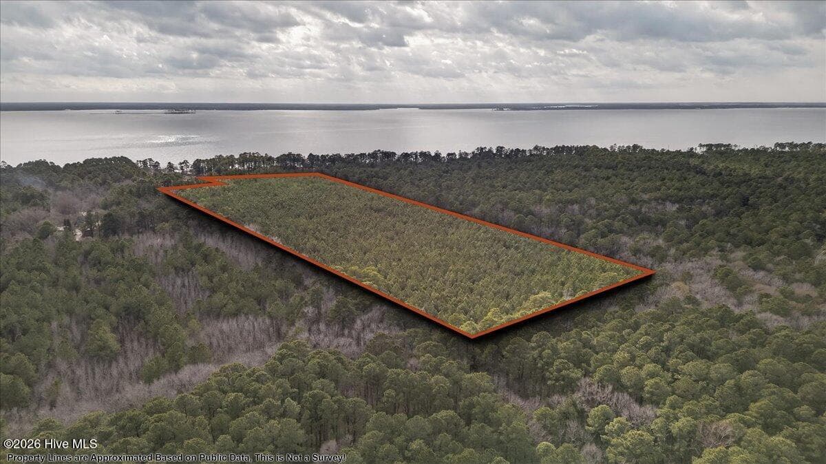 2162 Old Pamlico Beach Road W, Belhaven, NC 27810