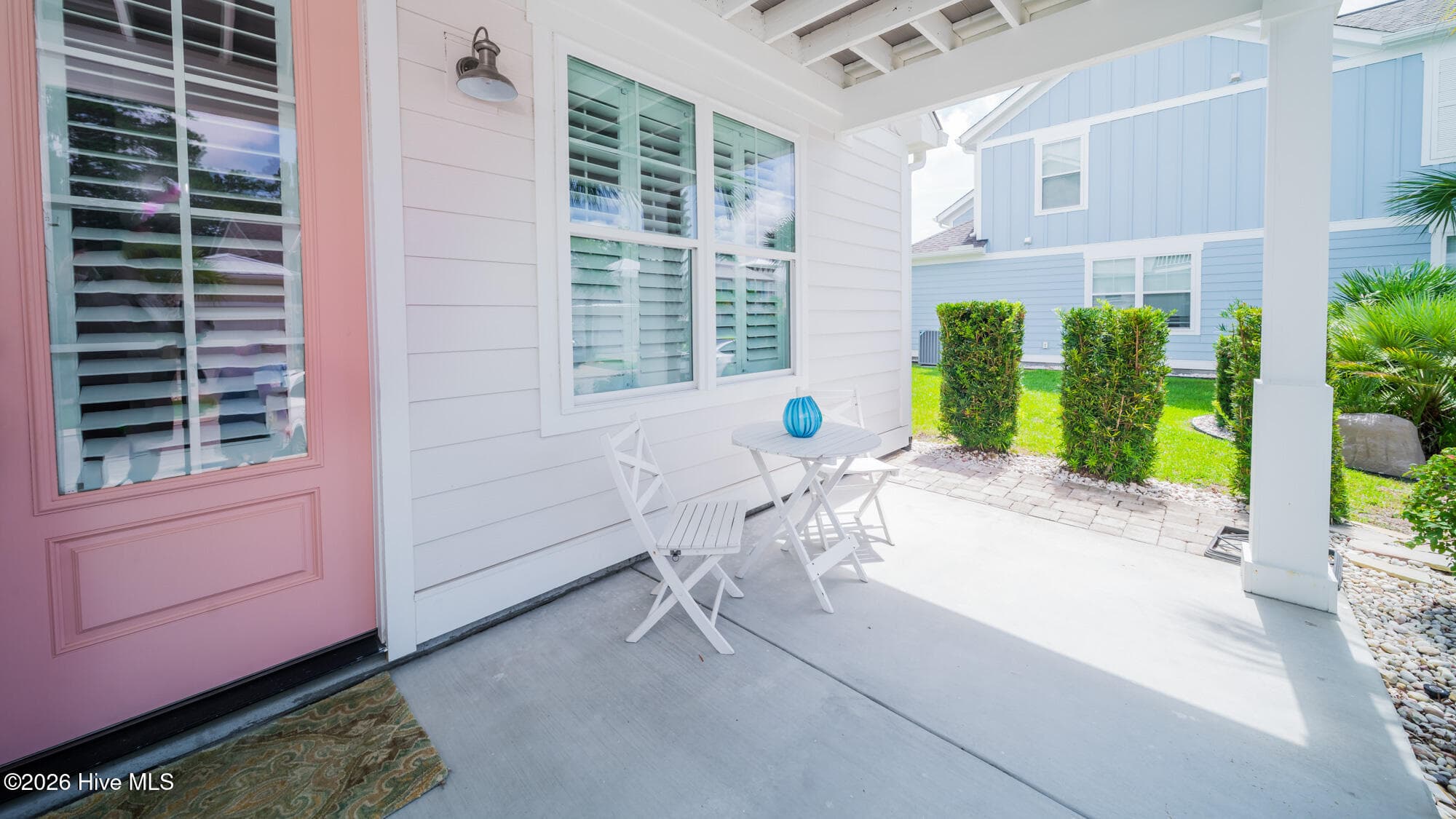 Front porch & entrance - 2051 Manor Parc Drive, Calabash, NC 28467