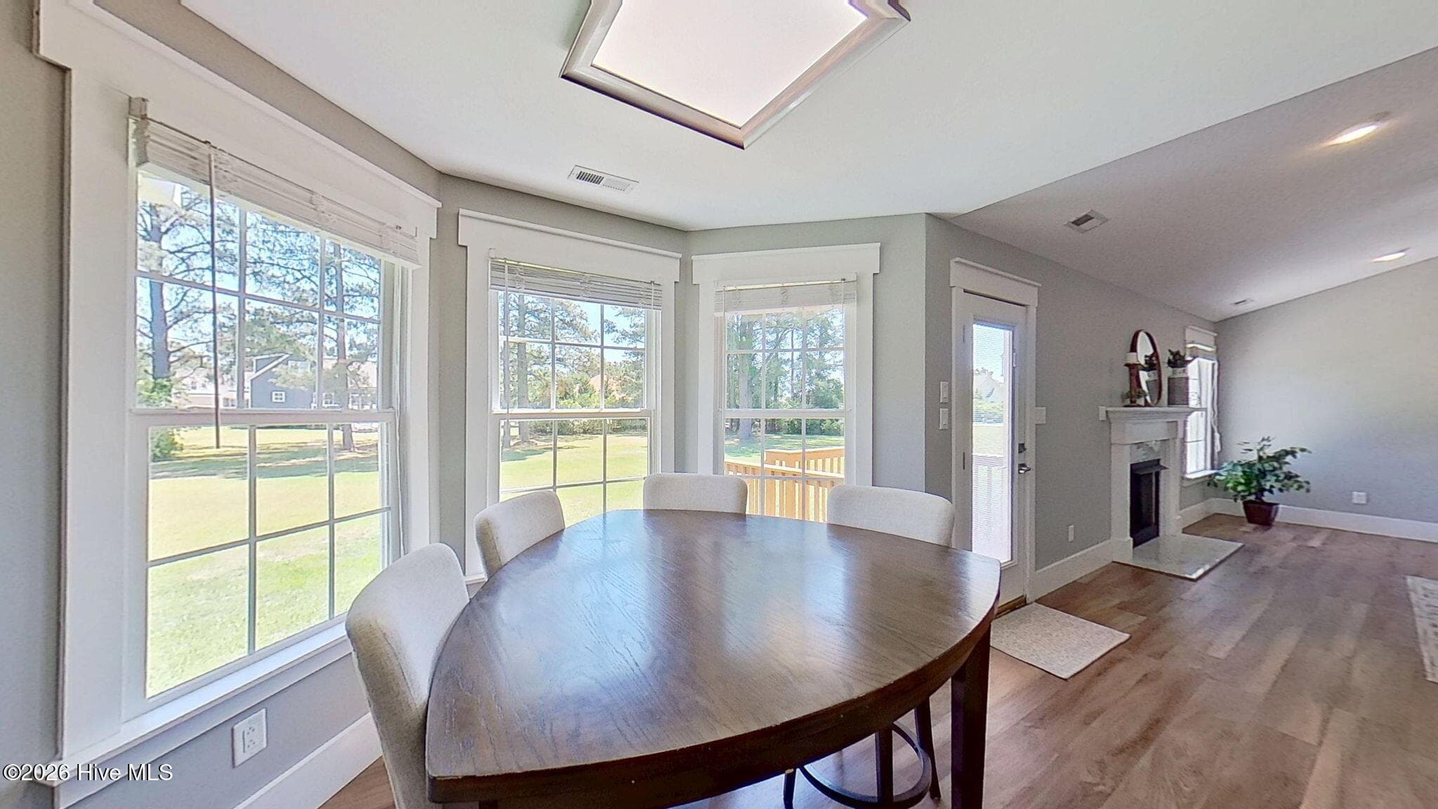Single Family Residence at 1129 Coral Reef Drive, New Bern, NC 28560, photo 26 of 68