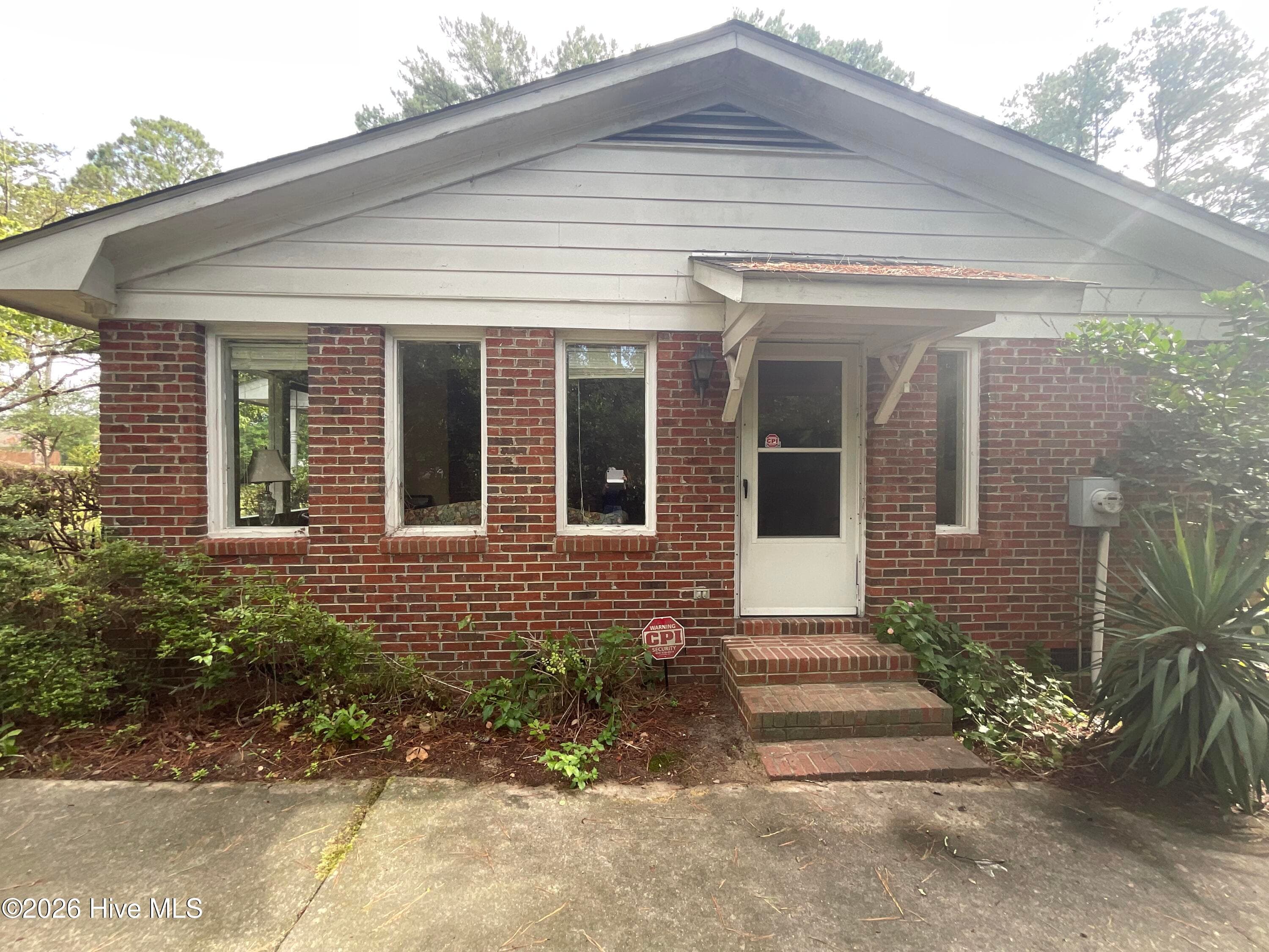 9761 Turnpike Road, Laurinburg, NC 28352
