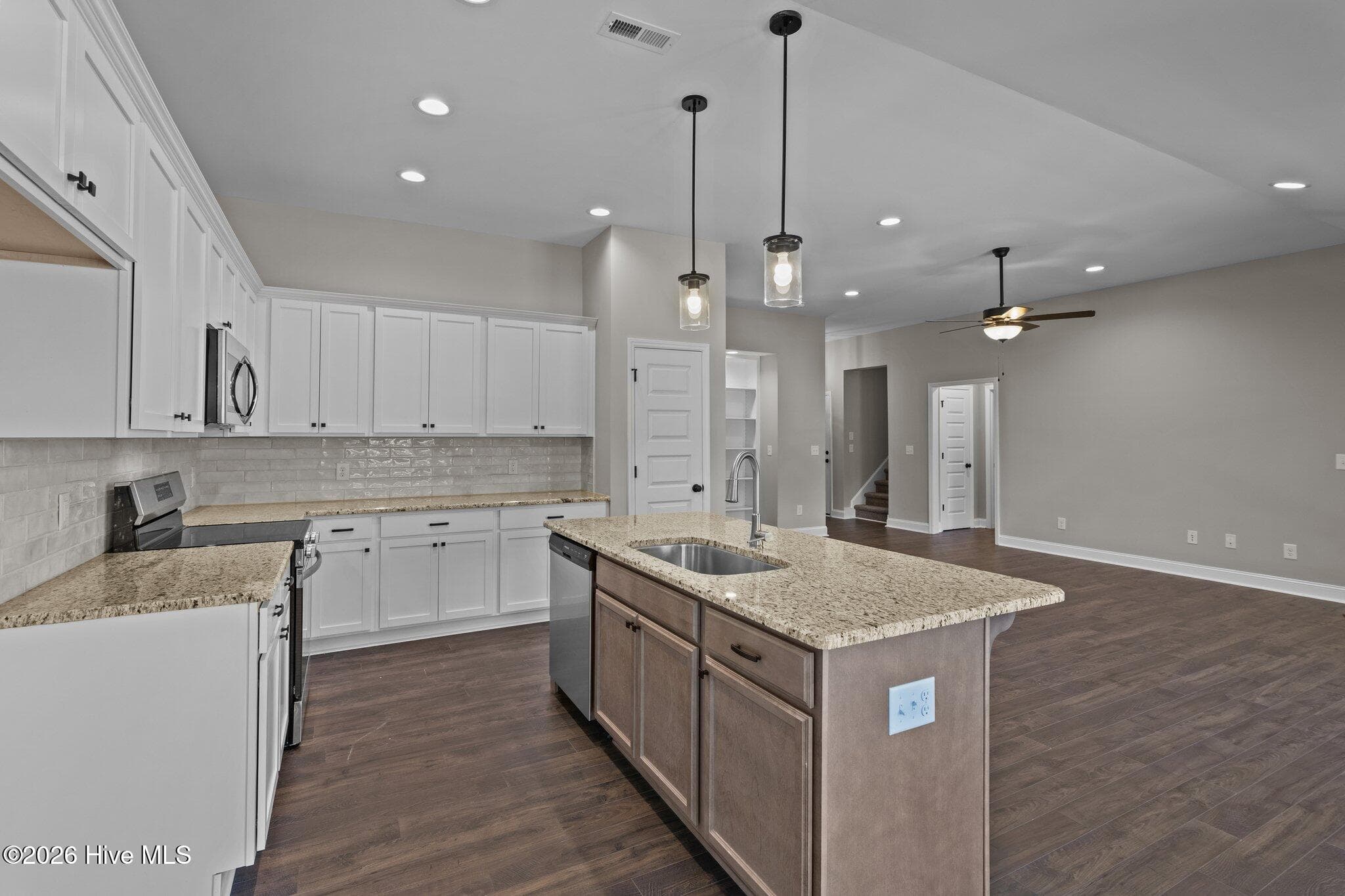 Photo of similar home - 2345 Rhinestone Drive, Winterville, NC 28590
