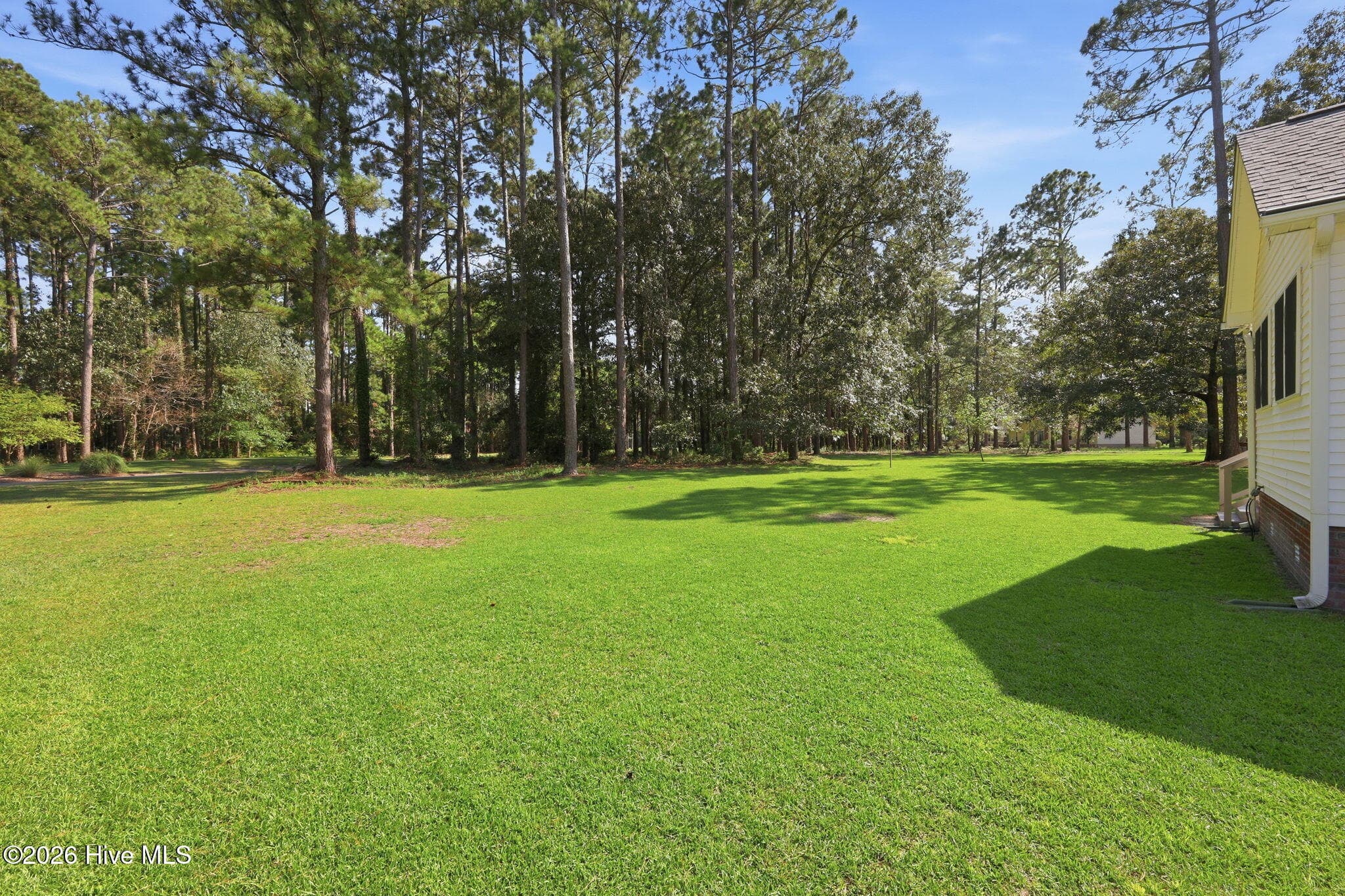 Single Family Residence at 2119 Royal Pines Drive, New Bern, NC 28560, photo 33 of 58