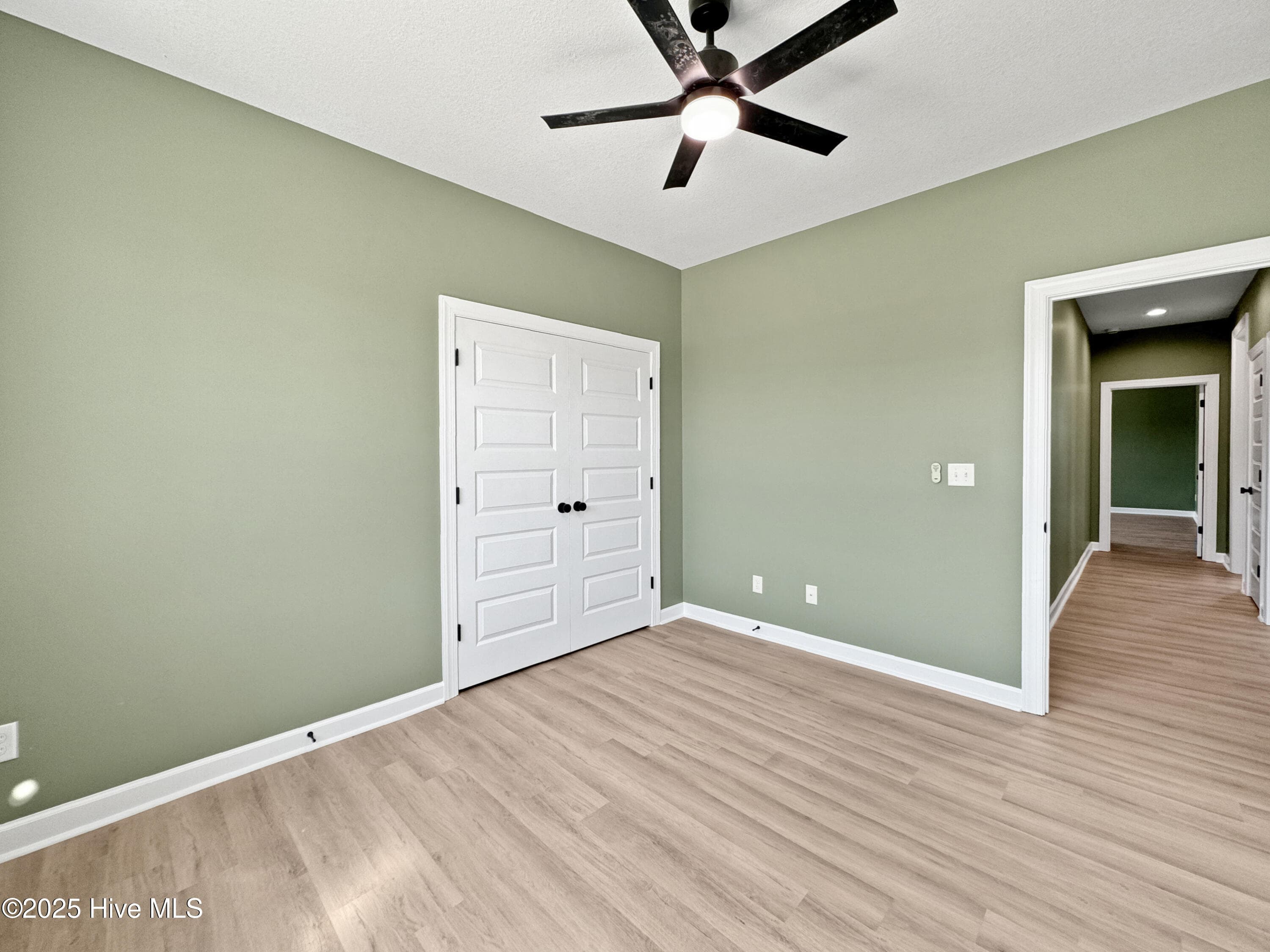 Single Family Residence at 2111 Staysail Drive, Elizabeth City, NC 27909, photo 15 of 31