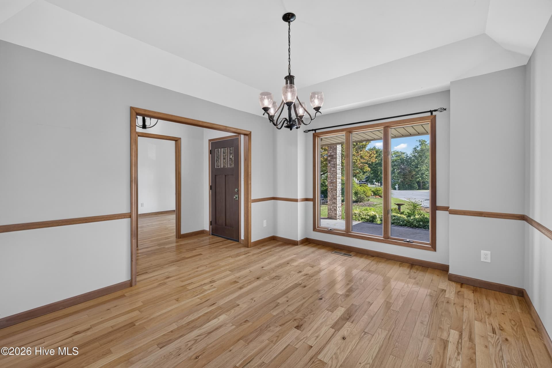 Single Family Residence at 106 Bogey Court, Hampstead, NC 28443, photo 17 of 52